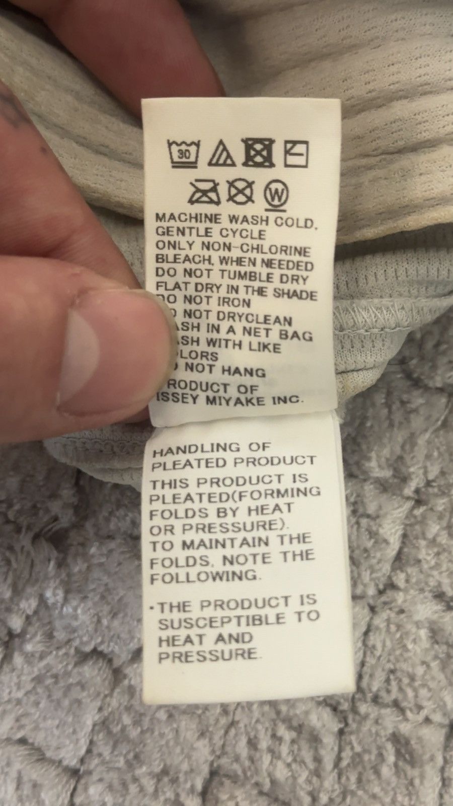 Issey Miyake Issey miyake face covering Size ONE SIZE - 2 Thumbnail