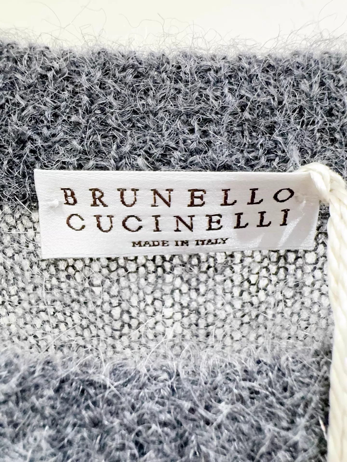 Brunello Cucinelli Brunello Cucinelli Beaded Sweater L Poster Size L / US 10 / IT 46 - 2 Thumbnail