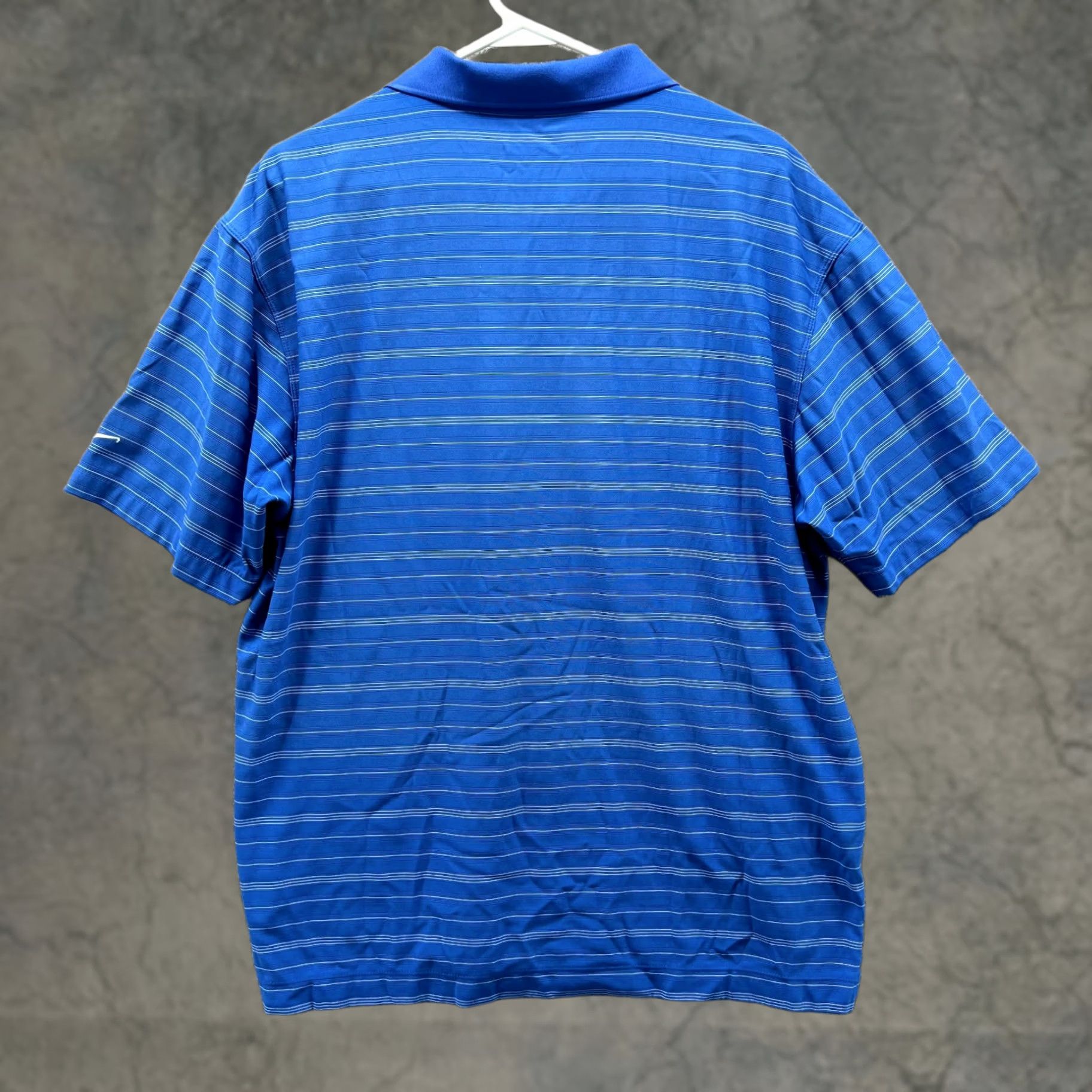 Nike VINTAGE Nike Polo Shirt Mens Large Blue Stripes Golf Fit Dry Golfer Performance Swoosh Shirt Size US L / EU 52-54 / 3 - 1 Thumbnail