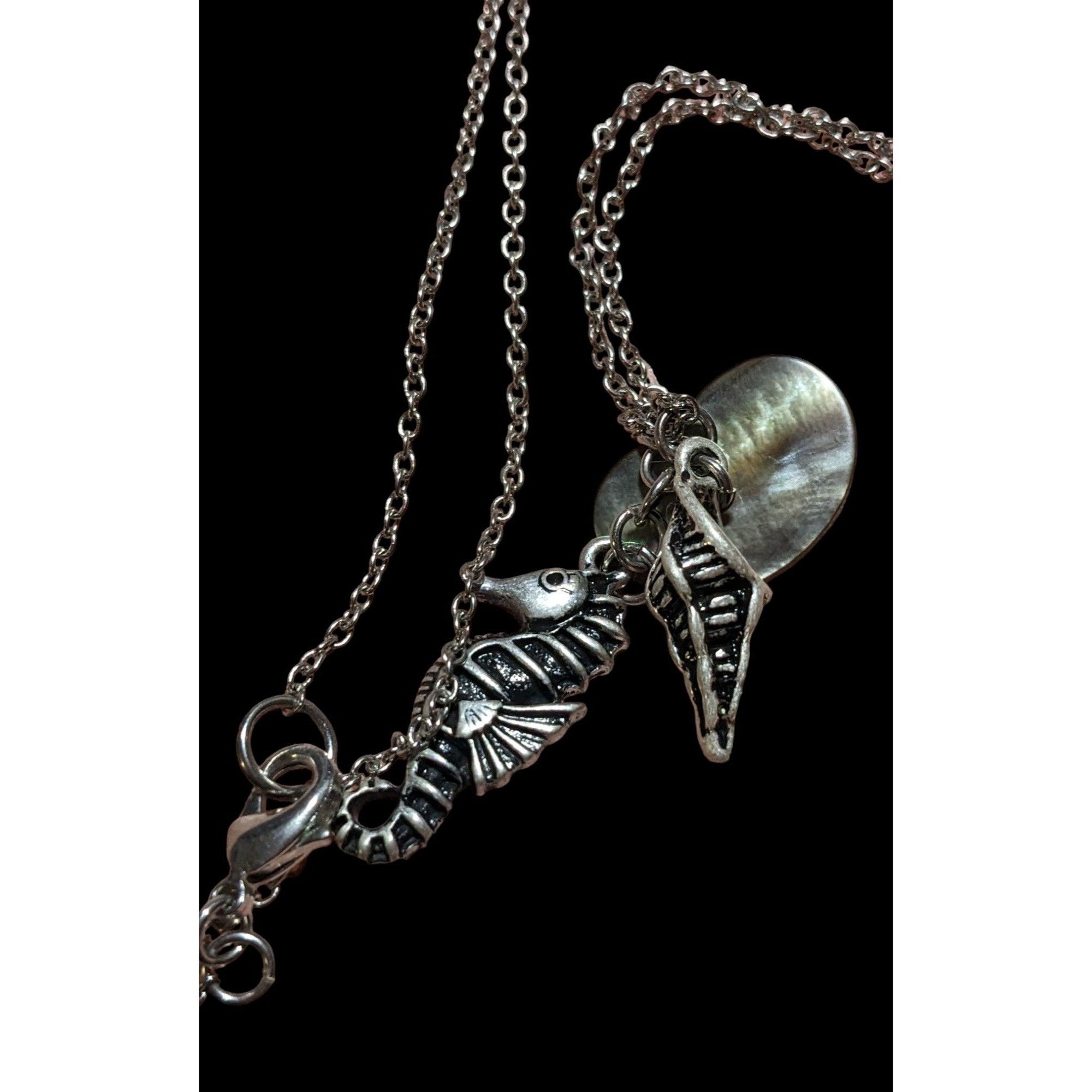 Other Seahorse Seashell Mermaid Charm Necklace Size ONE SIZE - 3 Thumbnail