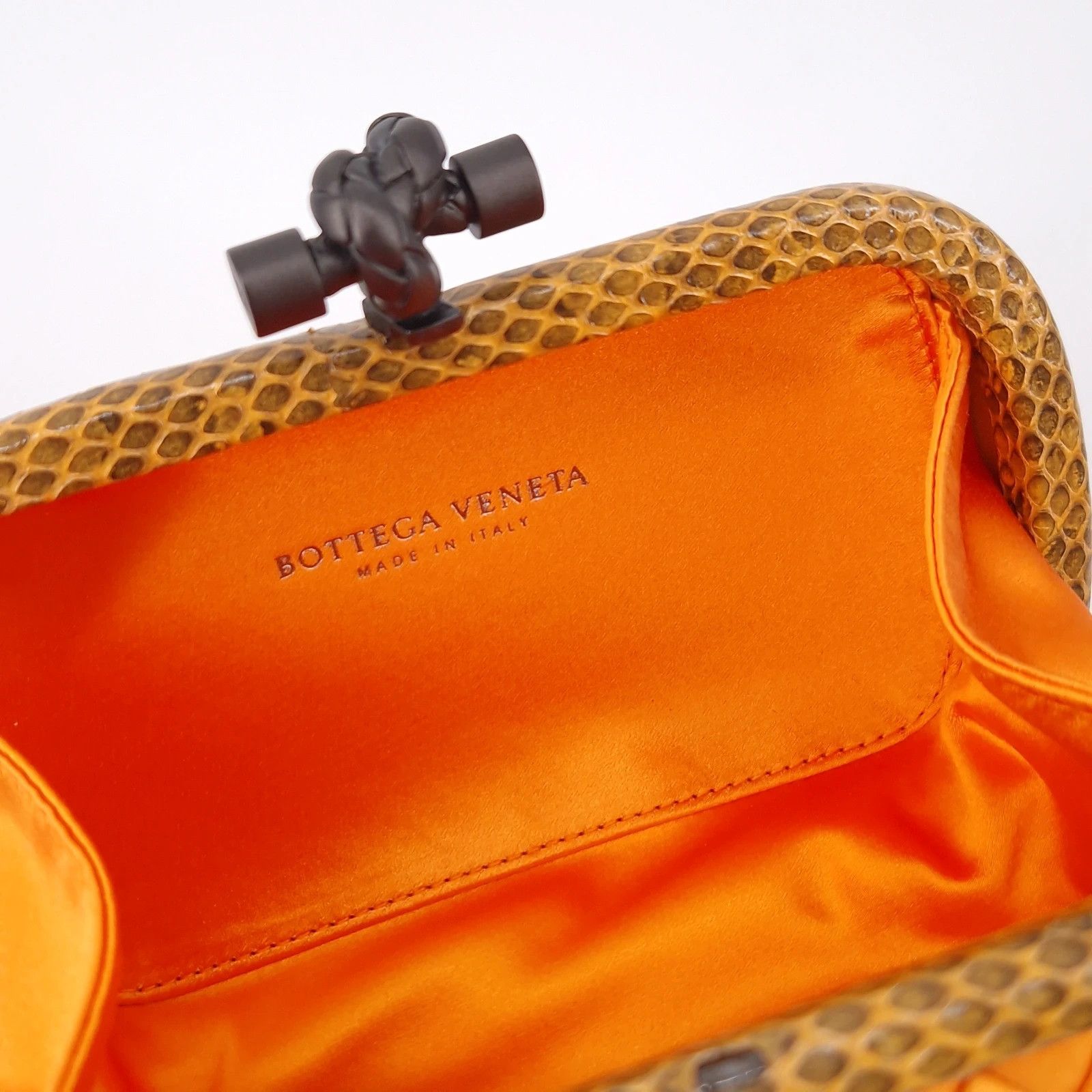 Bottega Veneta BV Satin Intrecciato Impero Ayers Knot Clutch Size ONE SIZE - 10 Thumbnail