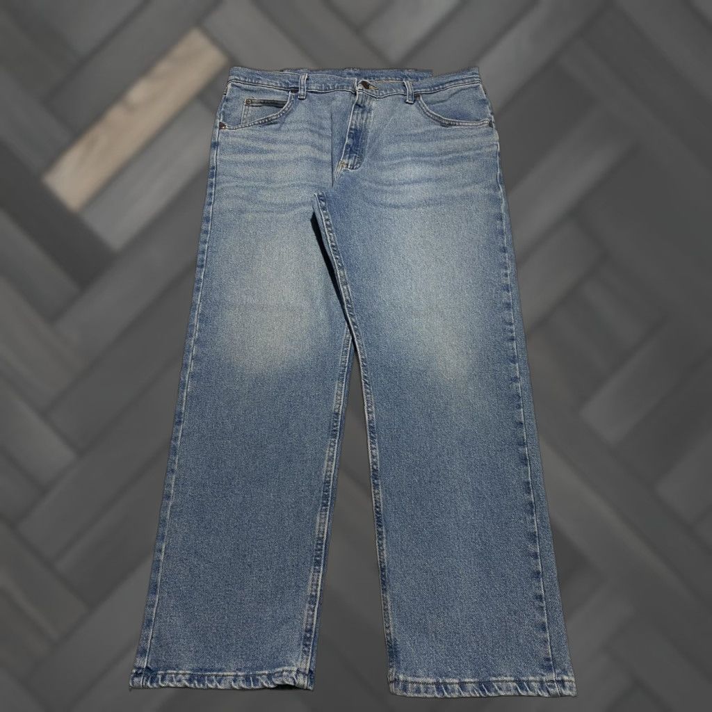 Wrangler VINTAGE Wrangler Jeans Mens 36x30 Blue Premium Quality Comfort Fit Denim Straight Leg Mens Size US 36 / EU 52 - 1 Thumbnail