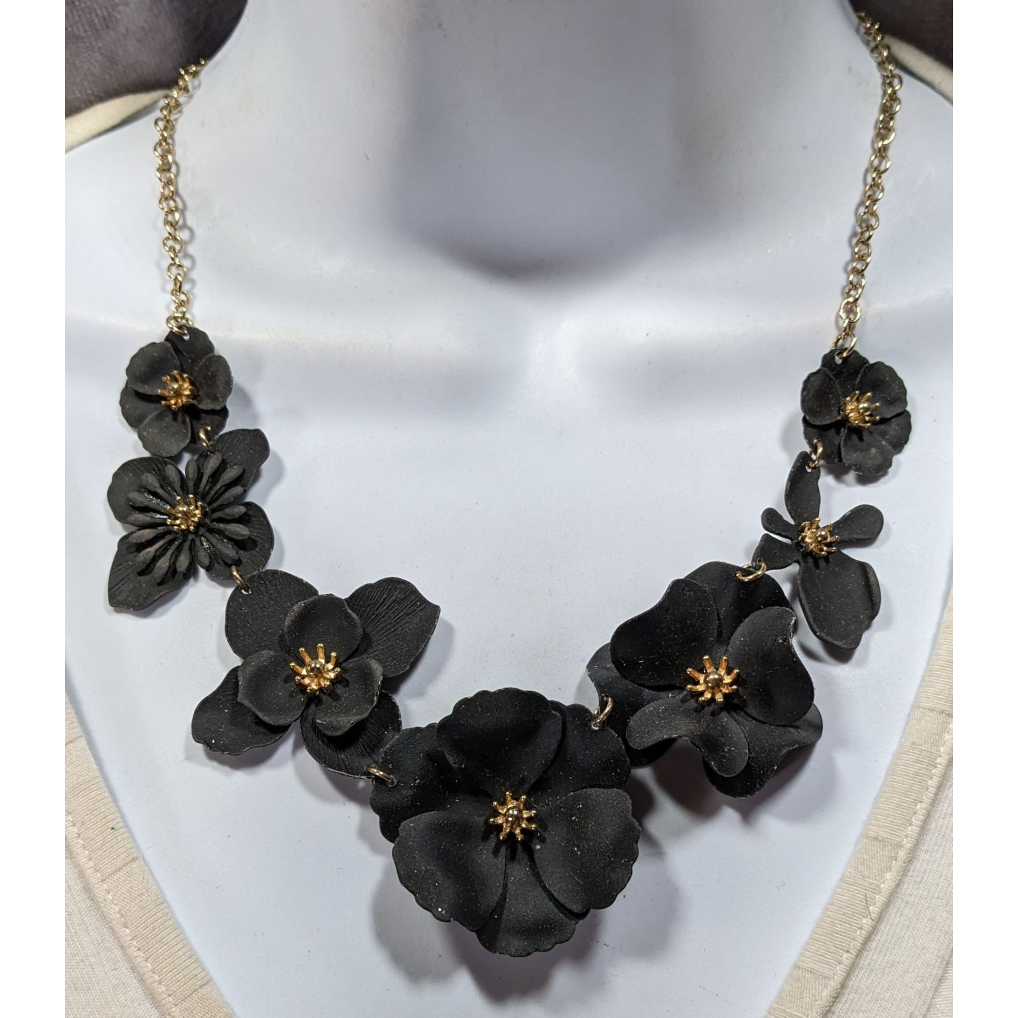 Other Whimsygoth Floral Black And Gold Tone Statement Necklace Size ONE SIZE - 5 Thumbnail