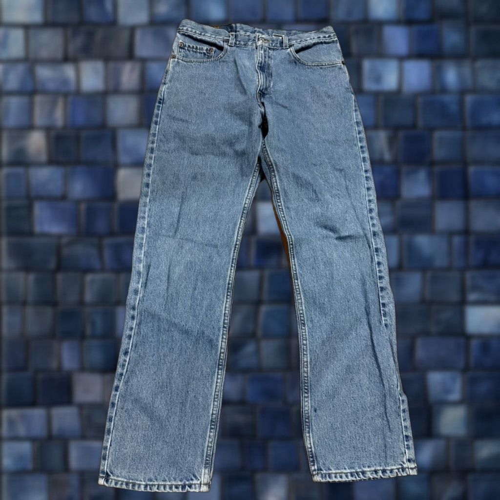 Levi's VINTAGE Levi’s 505 Jeans Men 30x31 34x32 Blue Light Wash Straight Regular VTG 5-Pocket Denim USA 90s Grunge Hip Hop USA Mens Size US 30 / EU 46 - 1 Thumbnail