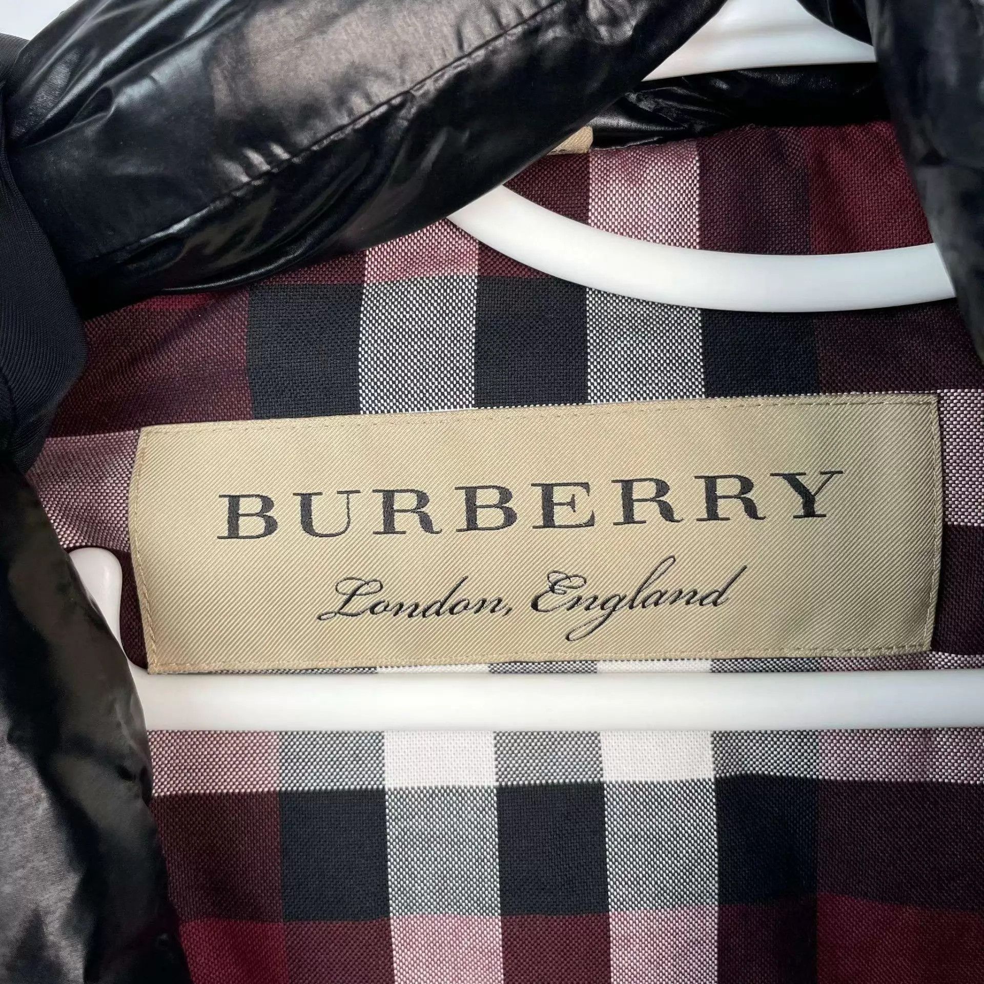 Burberry Burberry down vest 97 new 50 black Size US M / EU 48-50 / 2 - 8 Thumbnail