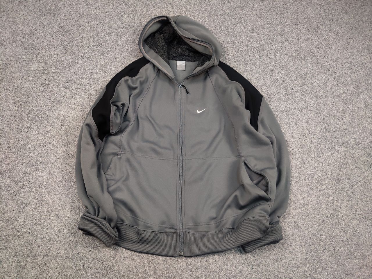 Nike Vintage Nike Swoosh Y2K Ninja Japan Full Zip Gray Hoodie Size US L / EU 52-54 / 3 - 2 Thumbnail