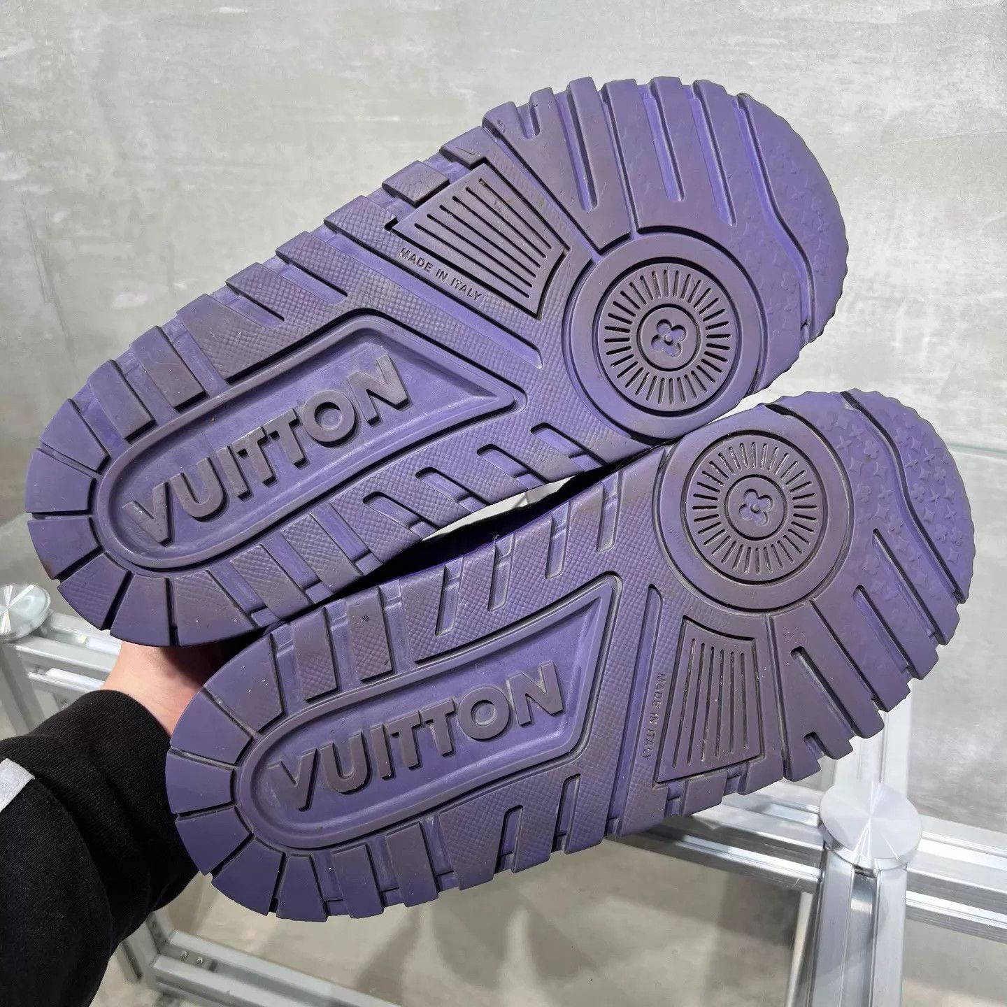 Louis Vuitton LV Trainer Purple Croc 40.5 Size US 7.5 / EU 40-41 - 7 Thumbnail