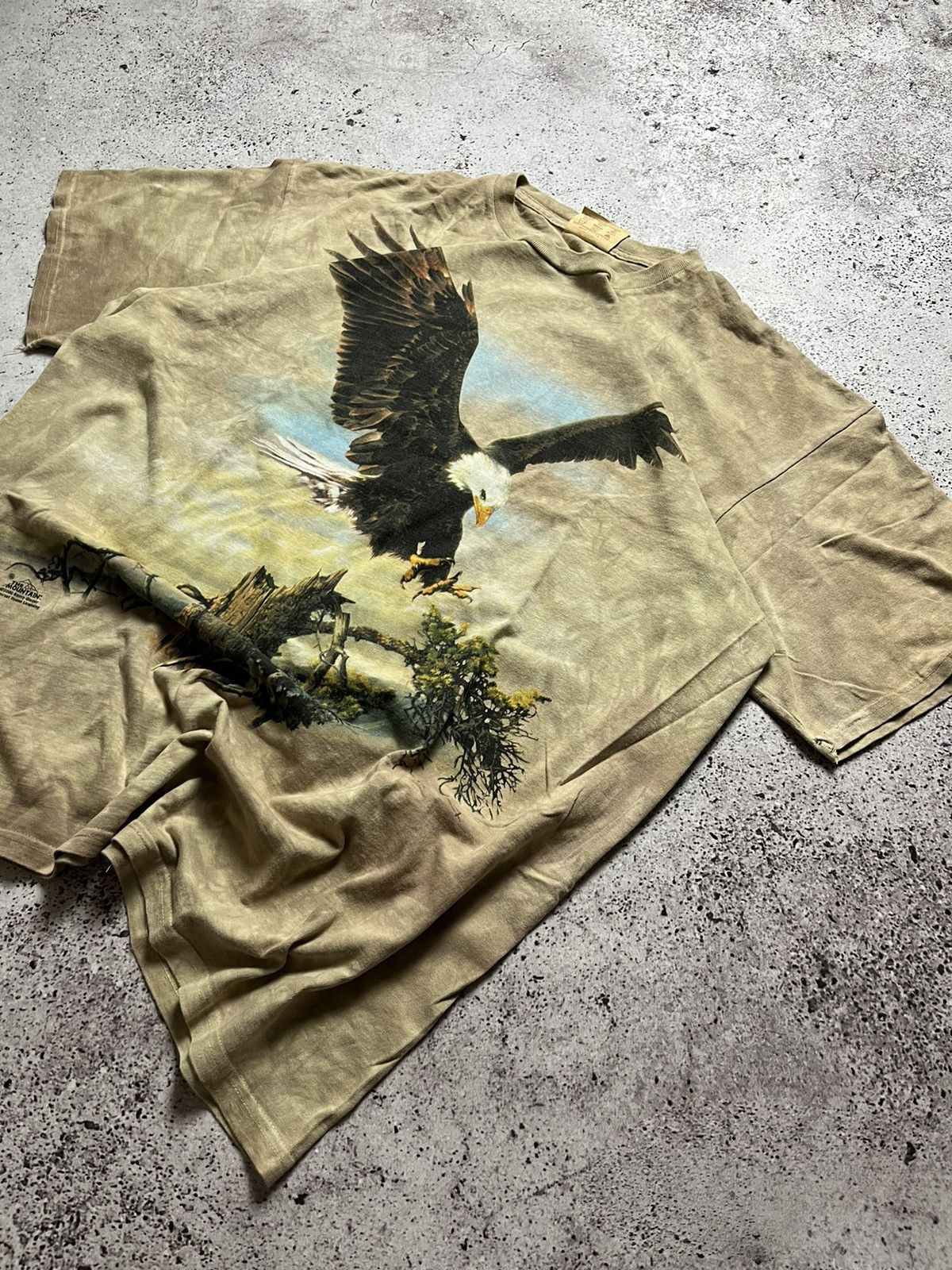 The Mountain × Vintage Vintage The Mountain Y2K 2000’s Western Eagle Graphic Shirt Size US XL / EU 56 / 4 - 2 Thumbnail