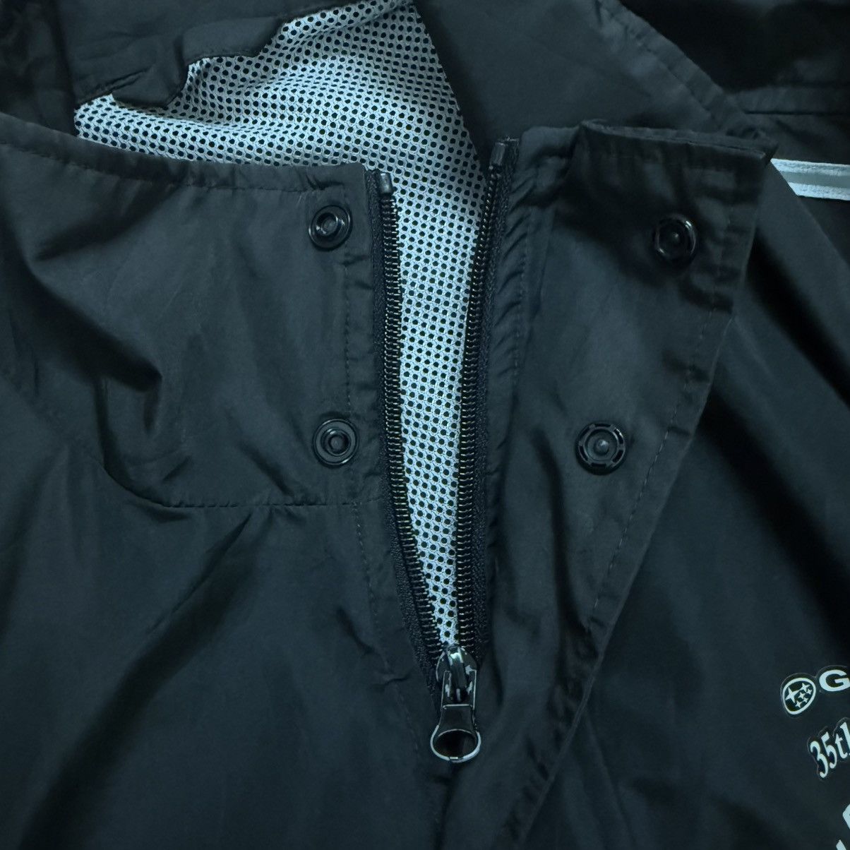 Vintage Vintage Subaru 35th Anniversary windbreaker Size US L / EU 52-54 / 3 - 9 Thumbnail