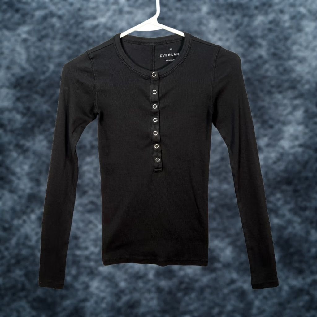 Everlane Everlane Womens XS Black Long Sleeve Henley Ribbed T Shirt Size XS / US 0-2 / IT 36-38 - 1 Thumbnail