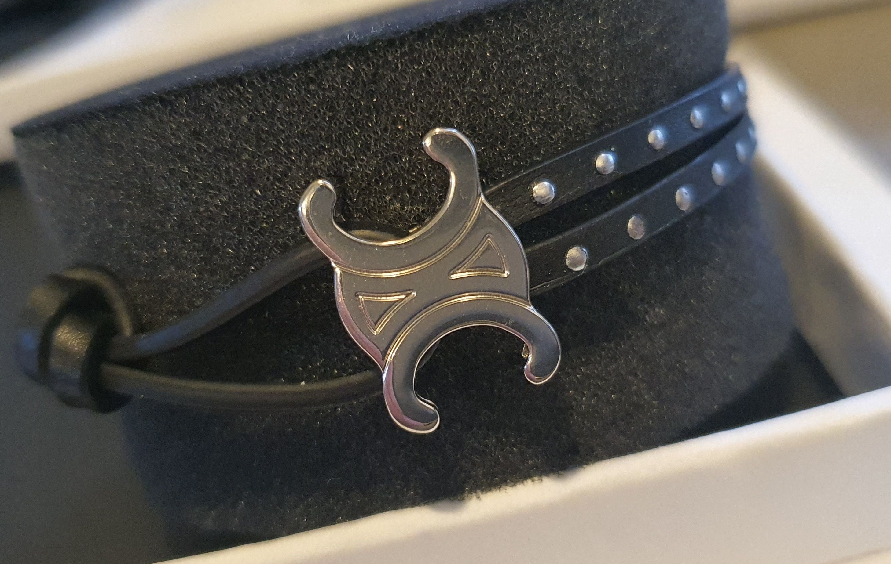 Celine CELINE Triomphe Stud Bracelet / Black Size ONE SIZE - 5 Thumbnail