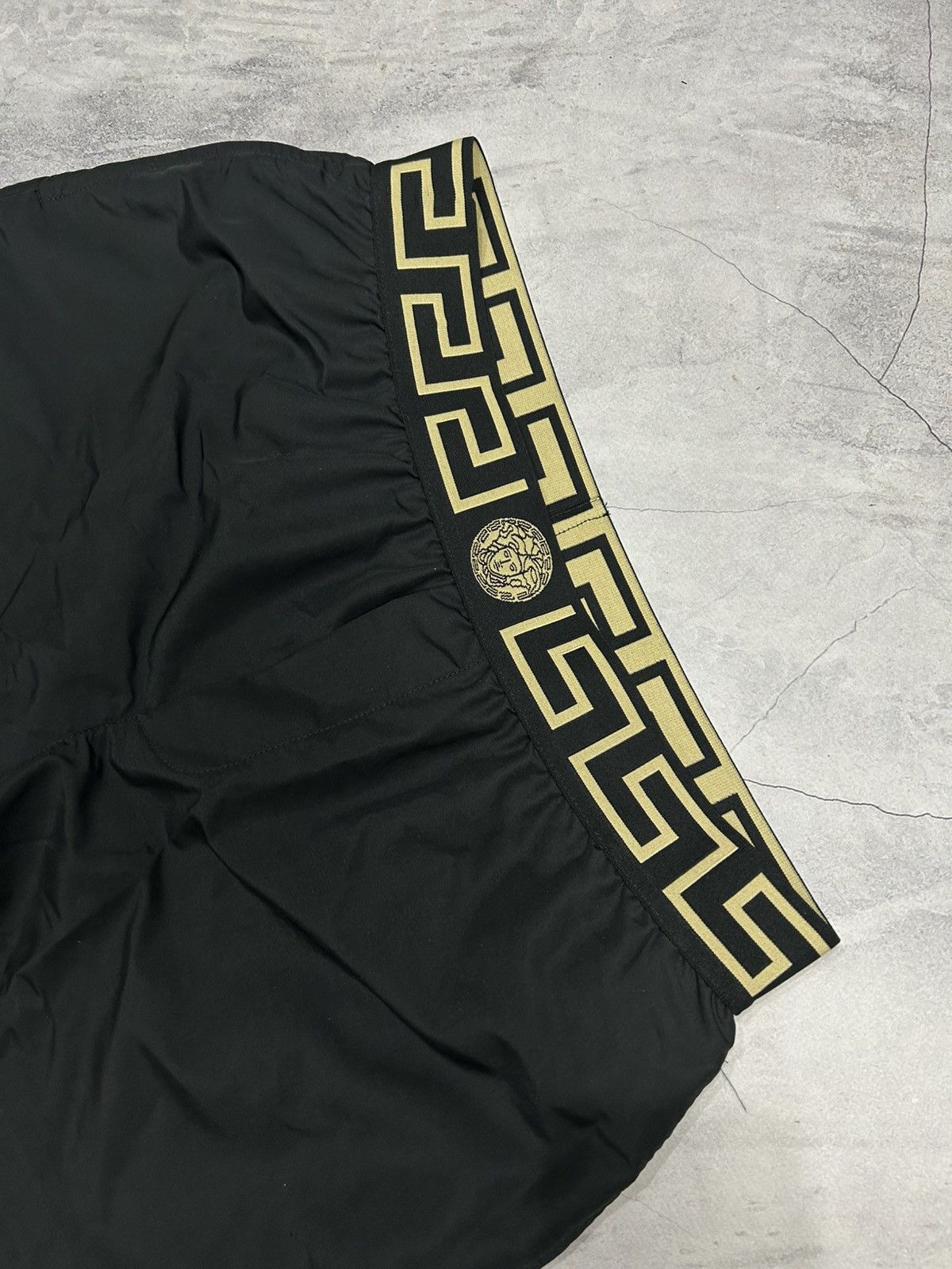 Versace Versace Greca Medusa Swim Trunks Size US 32 / EU 48 - 4 Thumbnail