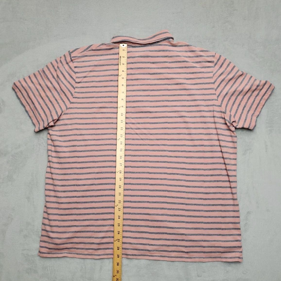 Vintage VINTAGE LL Bean Shirt Mens XXL Pink Blue Striped Polo Short Sleeve Cotton Blend Casual Size US XXL / EU 58 / 5 - 7 Thumbnail