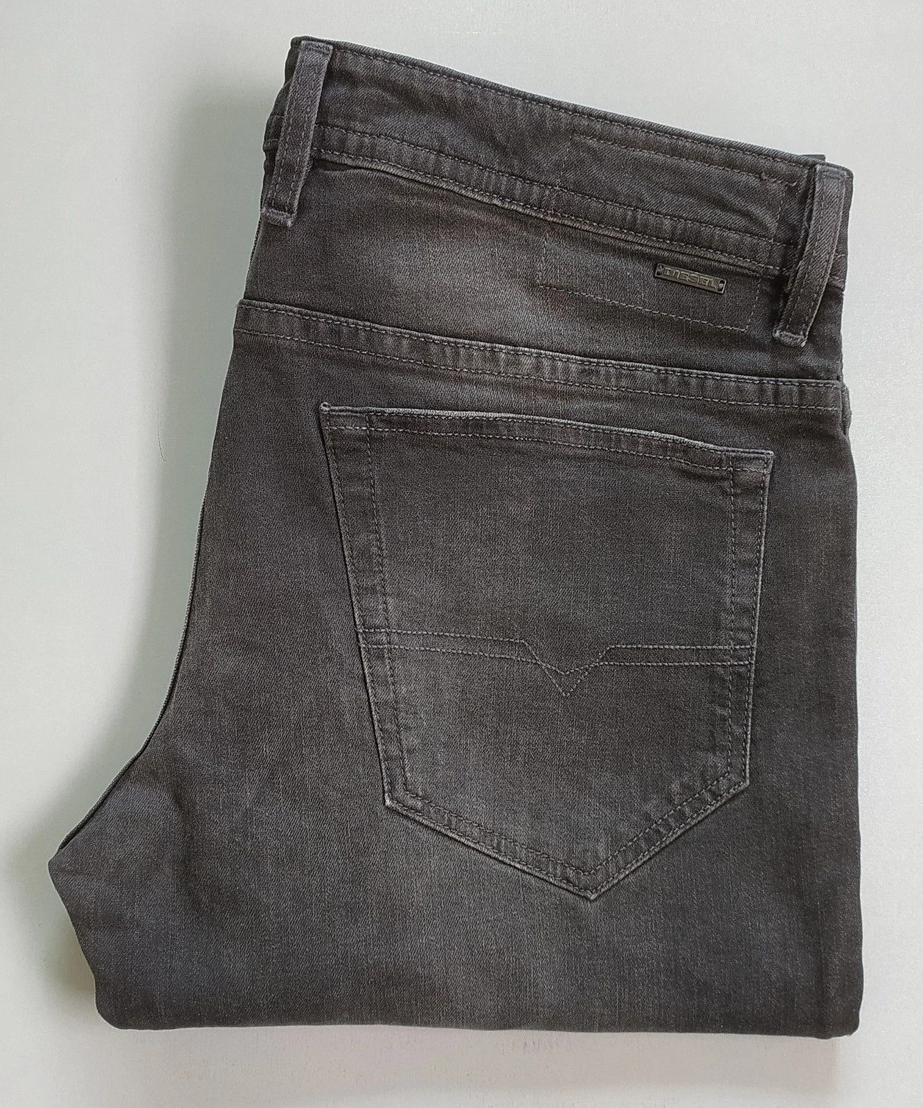 Diesel Diesel THOMMER-C L.32 MENS JEANS T/9600 Size US 36 / EU 52 - 1 Thumbnail