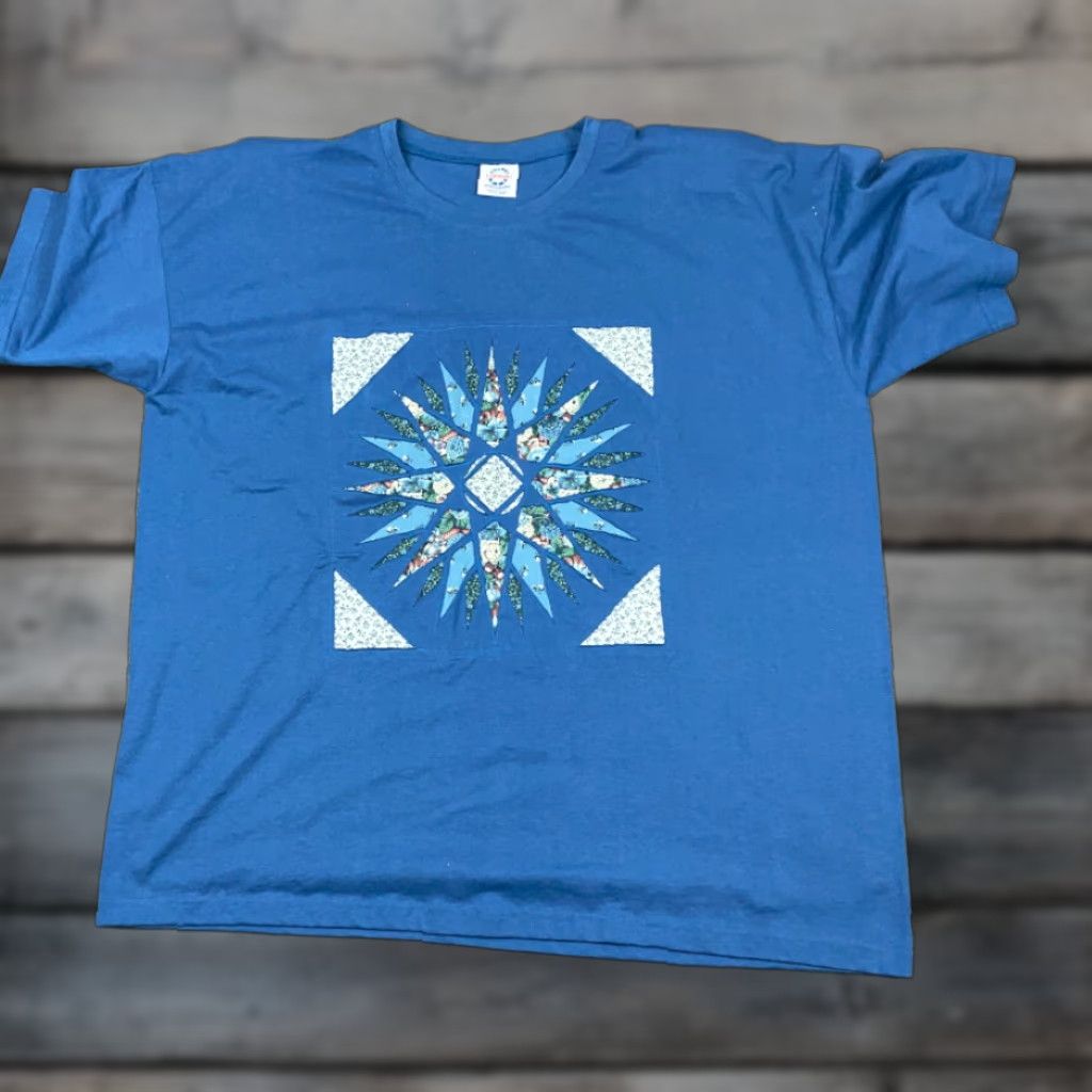 Vintage VTG 90s Blue Geometric Floral Print Oversized T-Shirt Women's One Size Retro Size ONE SIZE - 1 Thumbnail