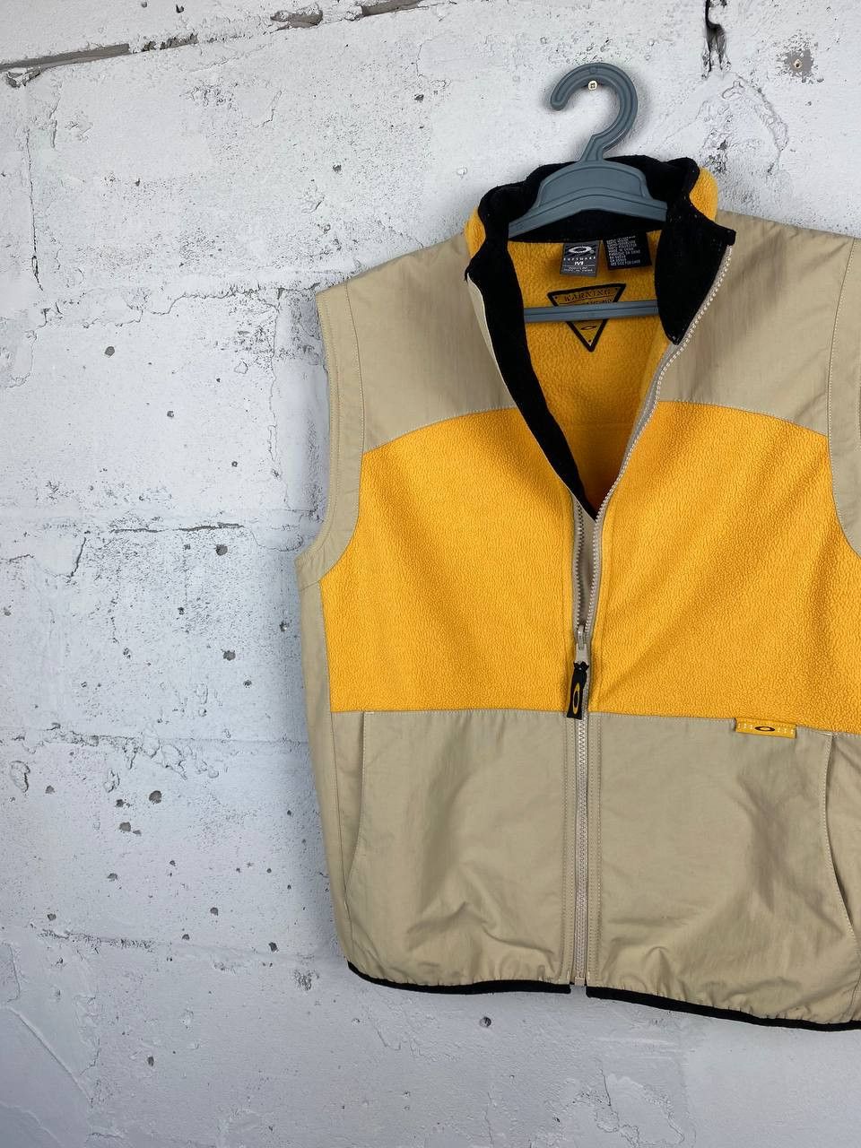 Oakley Vintage Oakley Software Fleece Nylon Vest retro hype Y2K USA Size US M / EU 48-50 / 2 - 2 Thumbnail