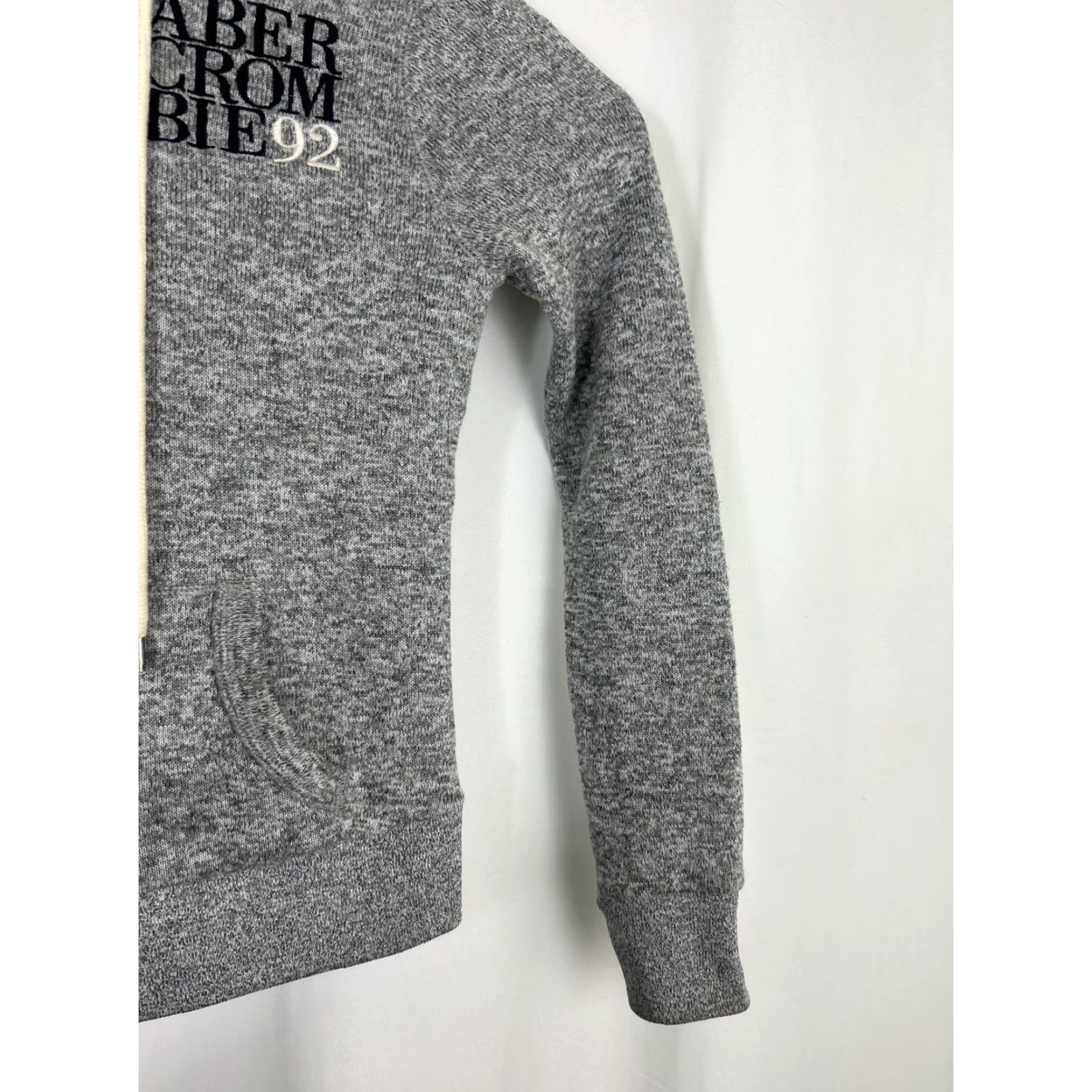 Abercrombie & Fitch Abercrombie & Fitch Women's Gray Mid-Length Full Zip Jacket User: Abercrombie & Fitch Women's Gray Mid-Length Full Zip Jacket Size S / US 4 / IT 40 - 5 Thumbnail