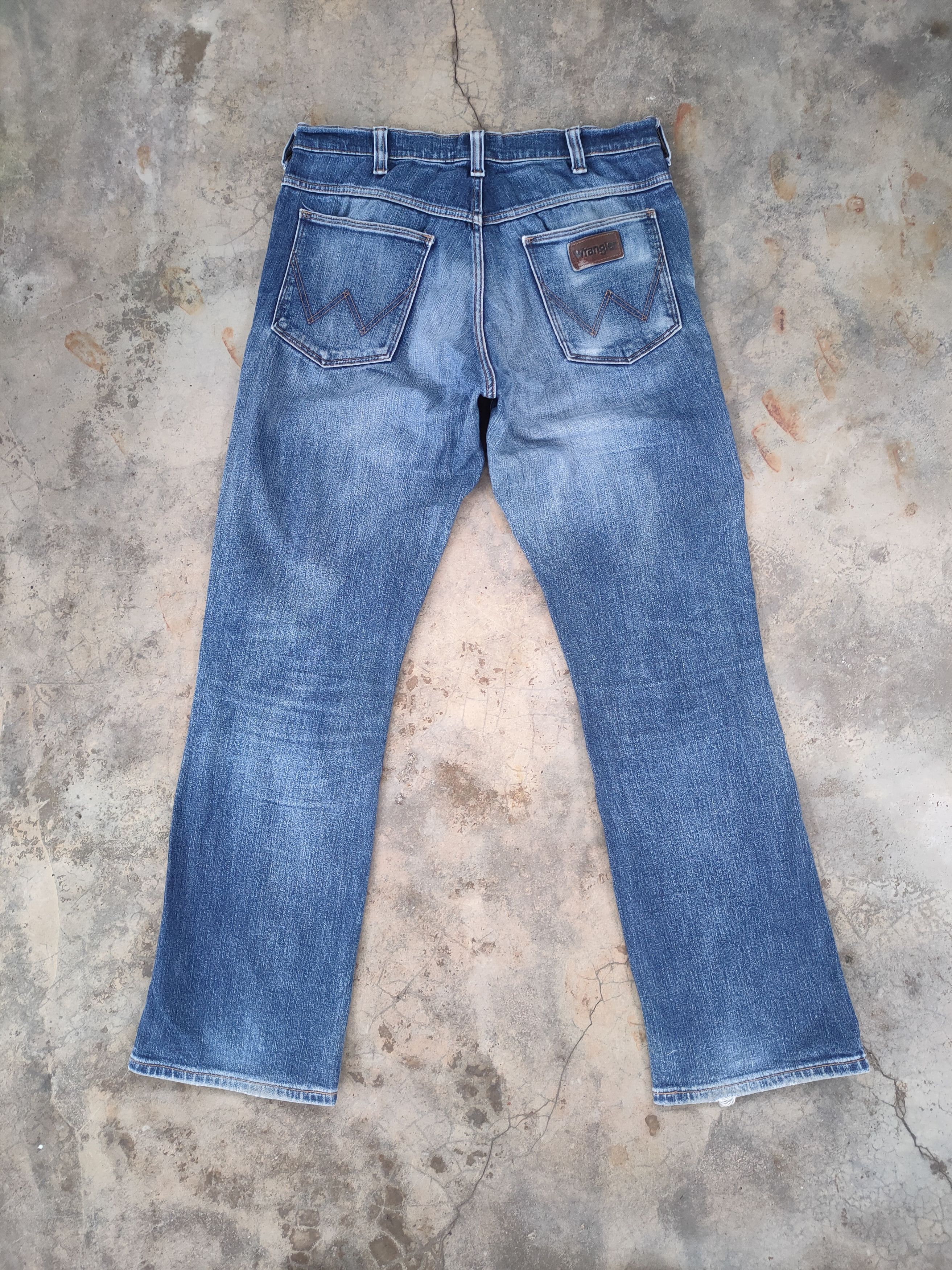 Wrangler W33 VINTAGE WRANGLER FADED DISTRESSED JEANS DENIM PANTS Size US 33 - 8 Thumbnail