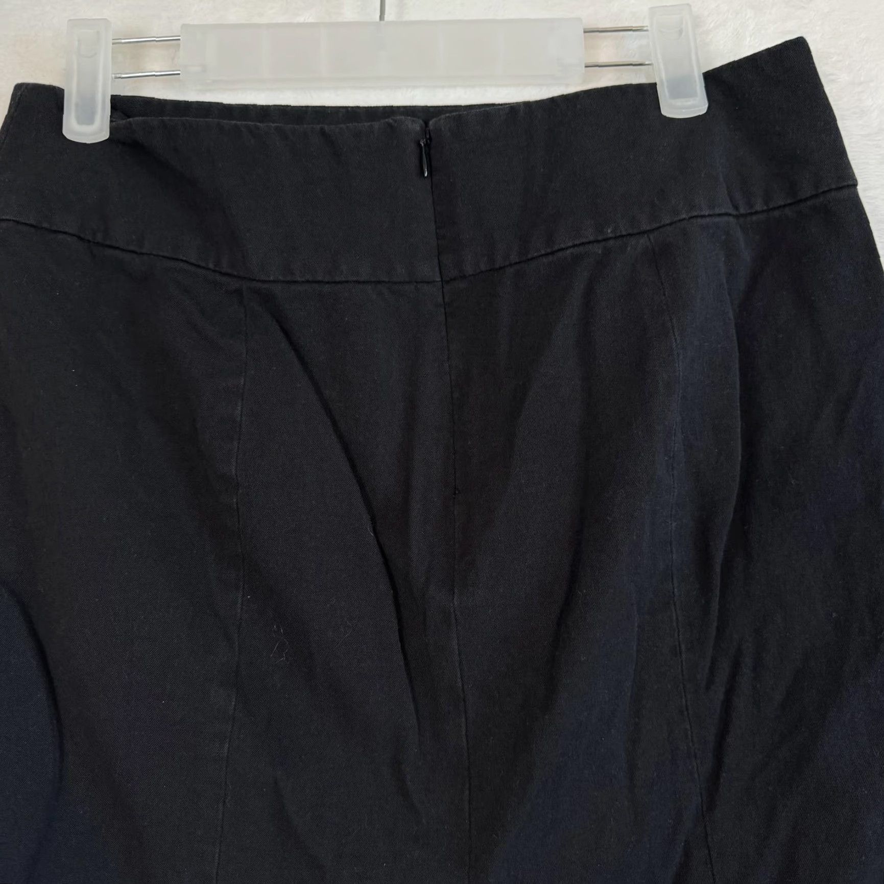 Banana Republic Banana Republic Mini Skirt Women’s 8 Black Cotton Blend Back Zipper A‑Line Skirt Womens#8 Black Cotton Blend Back Zipper A-Line Short 0 Size 30" / US 8 / IT 44 - 7 Thumbnail