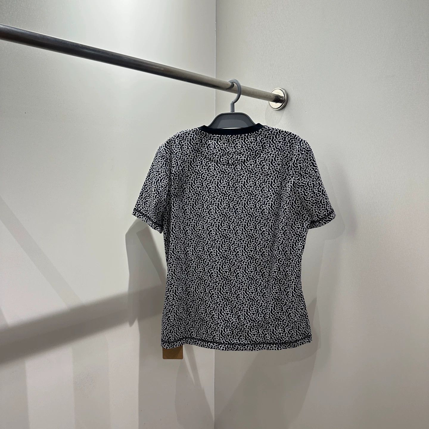 Hermes Hermes 24 allover print pig nose short tee size 44 Size L / US 10 / IT 46 - 2 Thumbnail