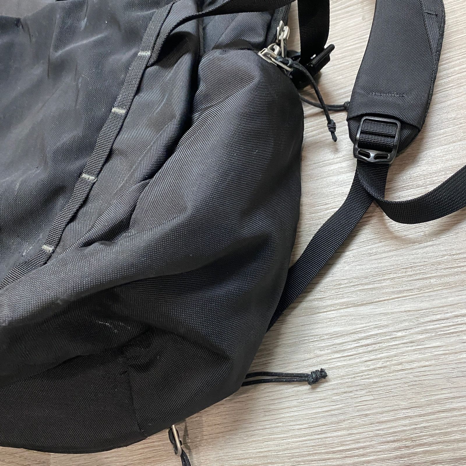 Patagonia Patagonia Paxat Pack 32L Backpack Daypack Outdoor Hiking Size ONE SIZE - 16 Thumbnail