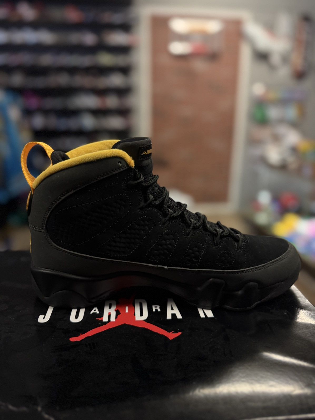 Nike Jordan 9 Dark Charcoal University Gold Size 8 🧼 Size US 8 / EU 41 - 13 Thumbnail