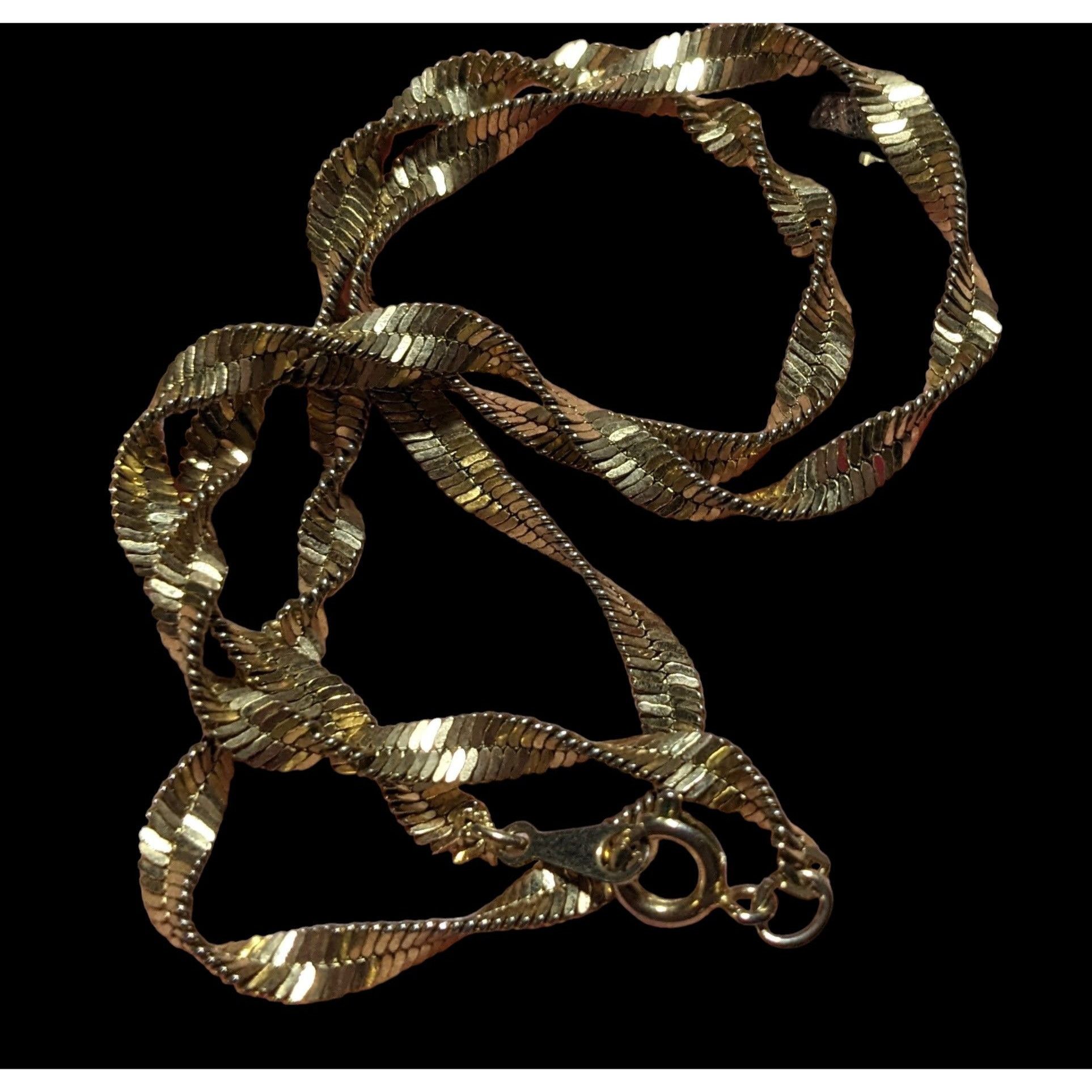 Other Bright Gold Elegant Twisted Chain Necklace Size ONE SIZE - 3 Thumbnail