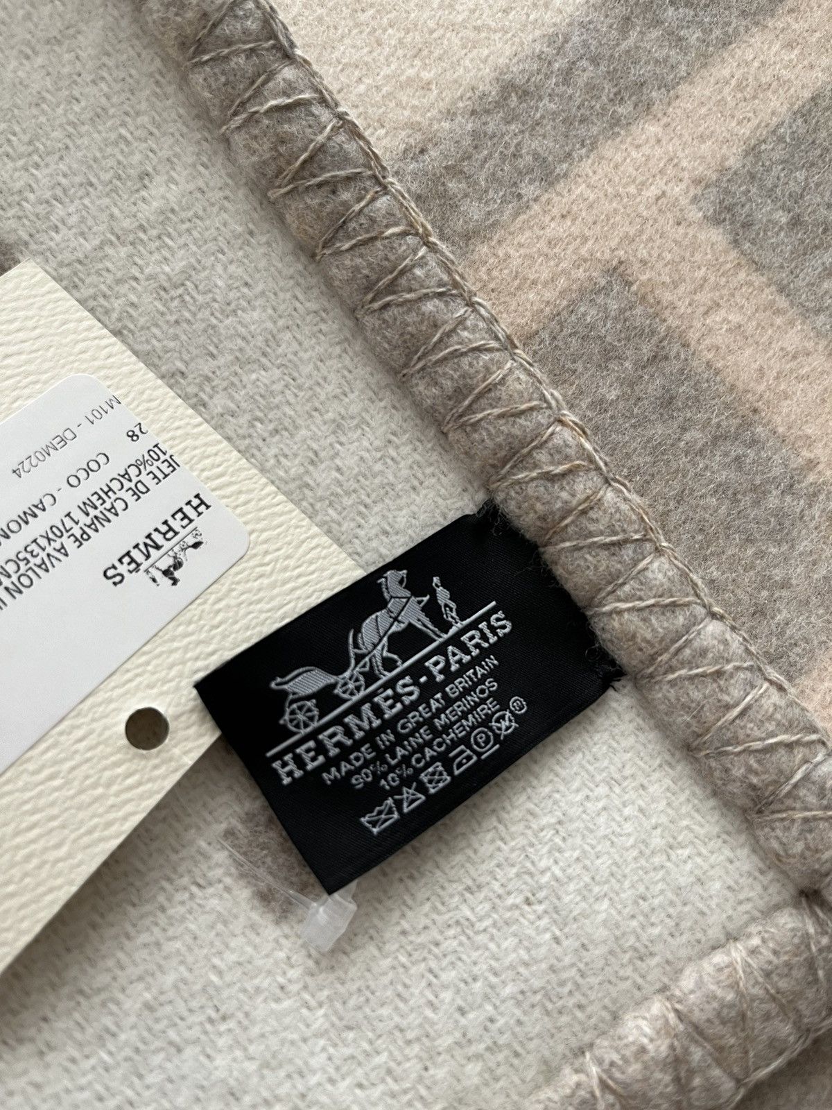 Hermes Giftable New Hermes Avalon Blanket Coco Chamomile Cashmere Size ONE SIZE - 8 Thumbnail