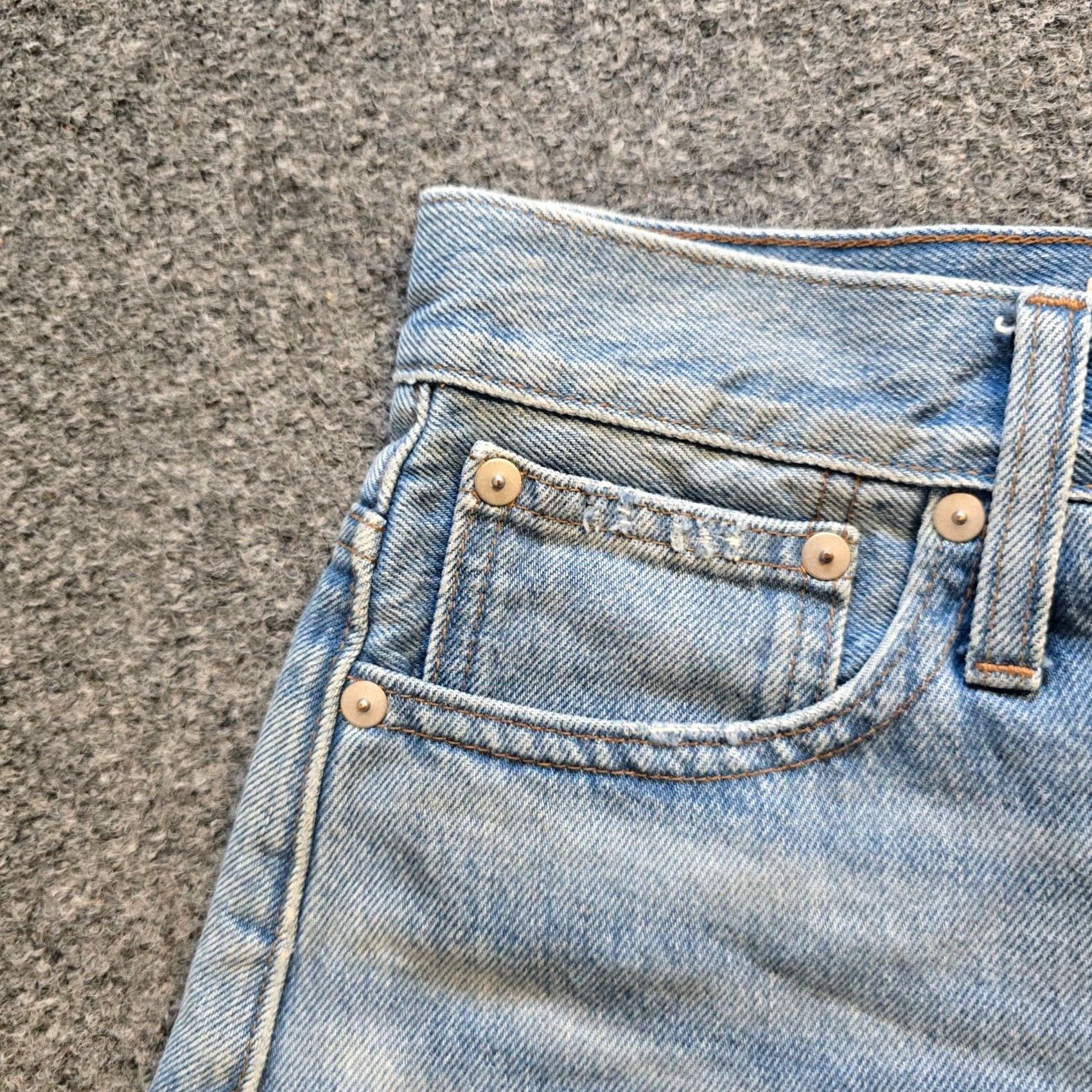 Madewell Madewell Shorts Womens Size 23 Denim Distressed 3 Inch Raw Hem Capsule Beachy Casual Size 42" / US 20 - 3 Thumbnail