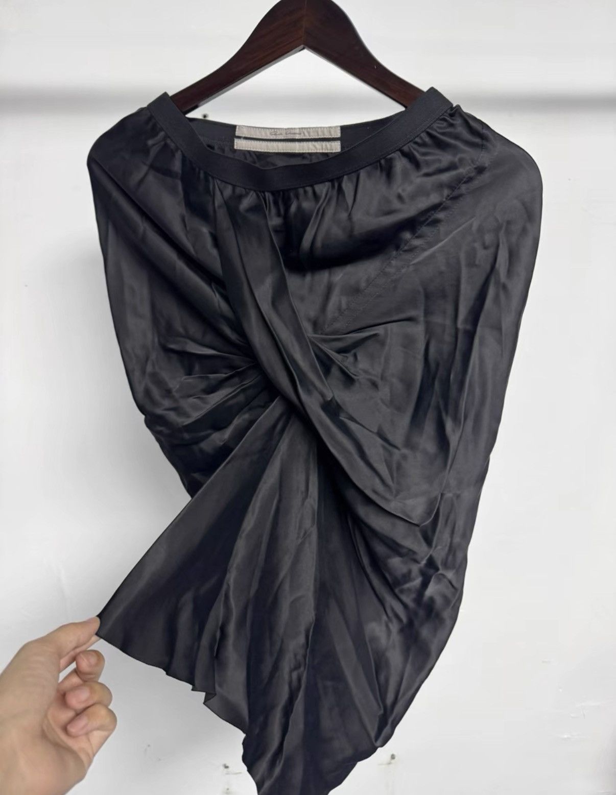 Rick Owens Rick Owens Ruched Mini Skirt K37 Size 27" / US 4 / IT 40 - 1 Thumbnail