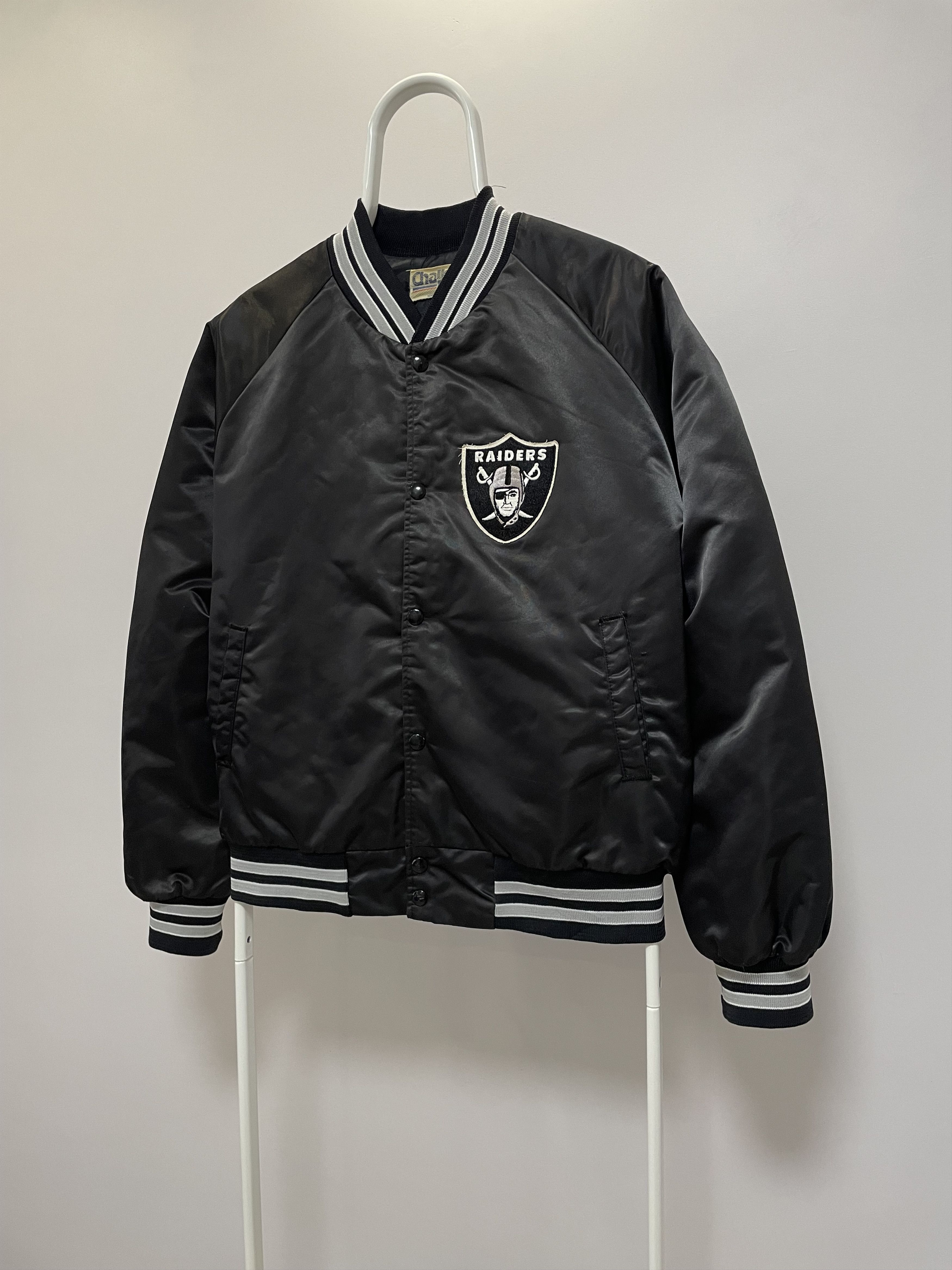 NFL RAIDERS Chalk Line NFL Vintage Bomber Satin Jacket 80s Rare Size US L / EU 52-54 / 3 - 5 Thumbnail