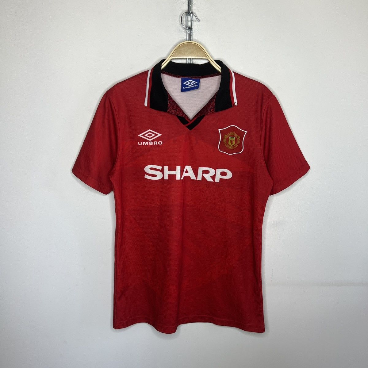 Umbro Manchester United Vintage New Soccer Jersey Size US M / EU 48-50 / 2 - 1 Thumbnail