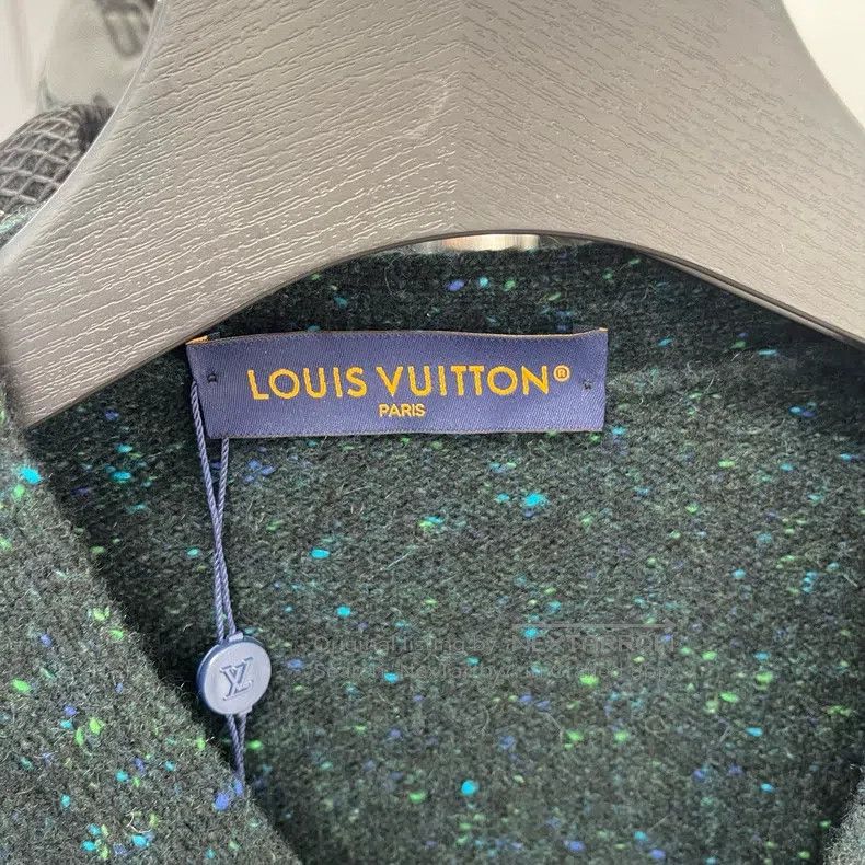 Other Louis Vuitton size 5l FW25V Neck Knit Cardigan Jacket Size US M / EU 48-50 / 2 - 4 Thumbnail