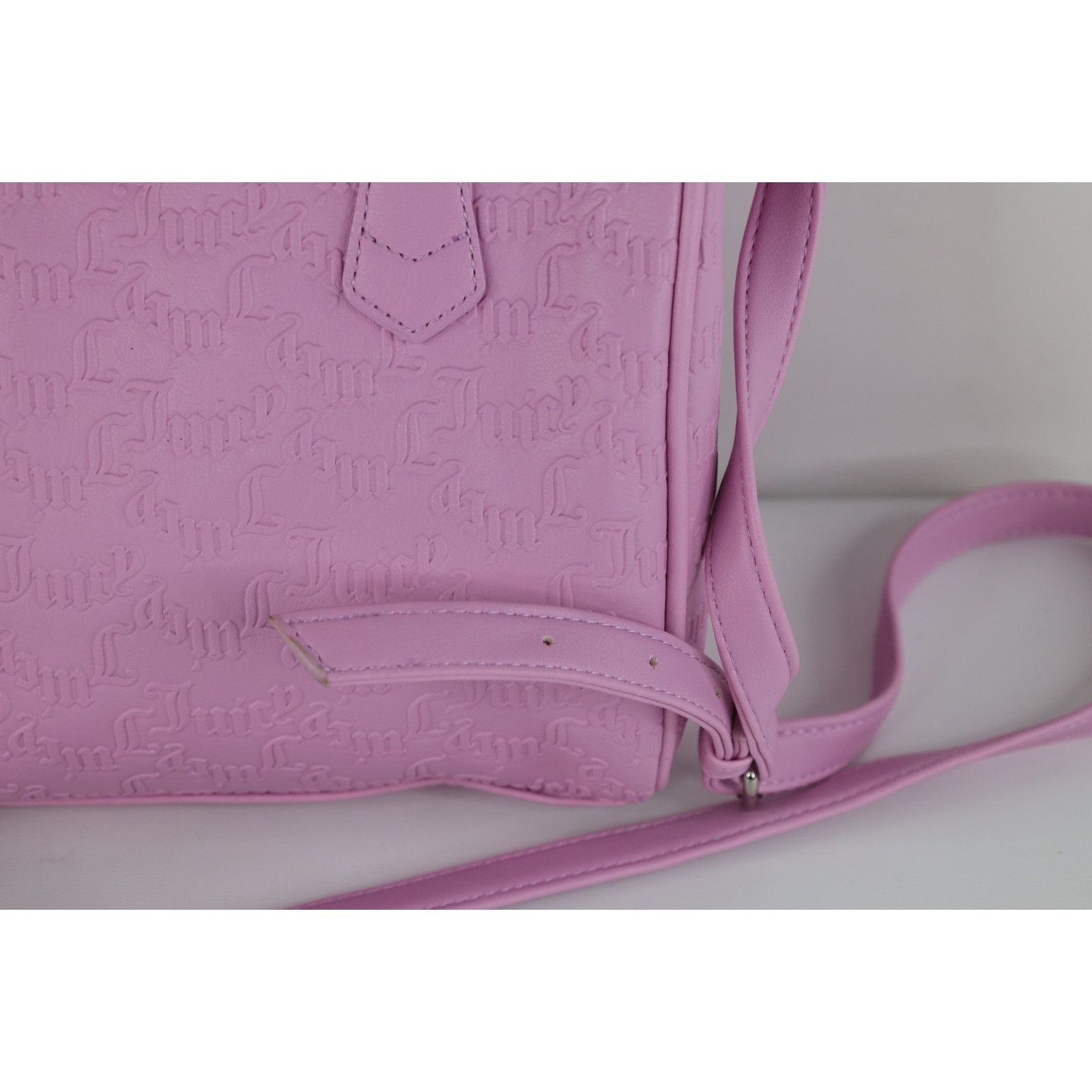 Juicy Couture Vintage Y2K Juicy Couture Heart Babydoll Bella Purse Size ONE SIZE - 8 Thumbnail