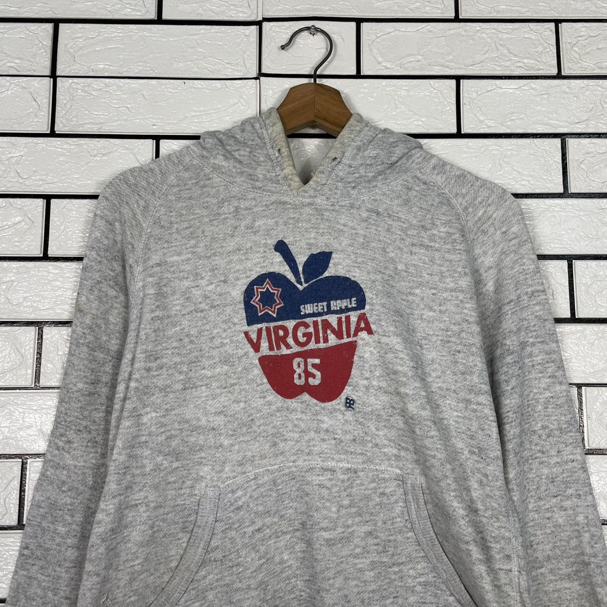 Japanese Brand Virginia Sweet Apple Pullover Hoodie Size US S / EU 44-46 / 1 - 10 Thumbnail