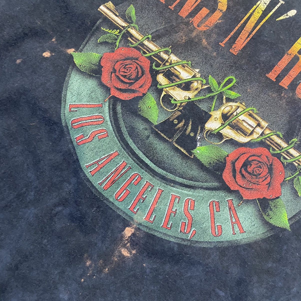 Band Tees Vintage Guns N Roses 2021 Big Graphic logo rock band tee Size US L / EU 52-54 / 3 - 4 Thumbnail