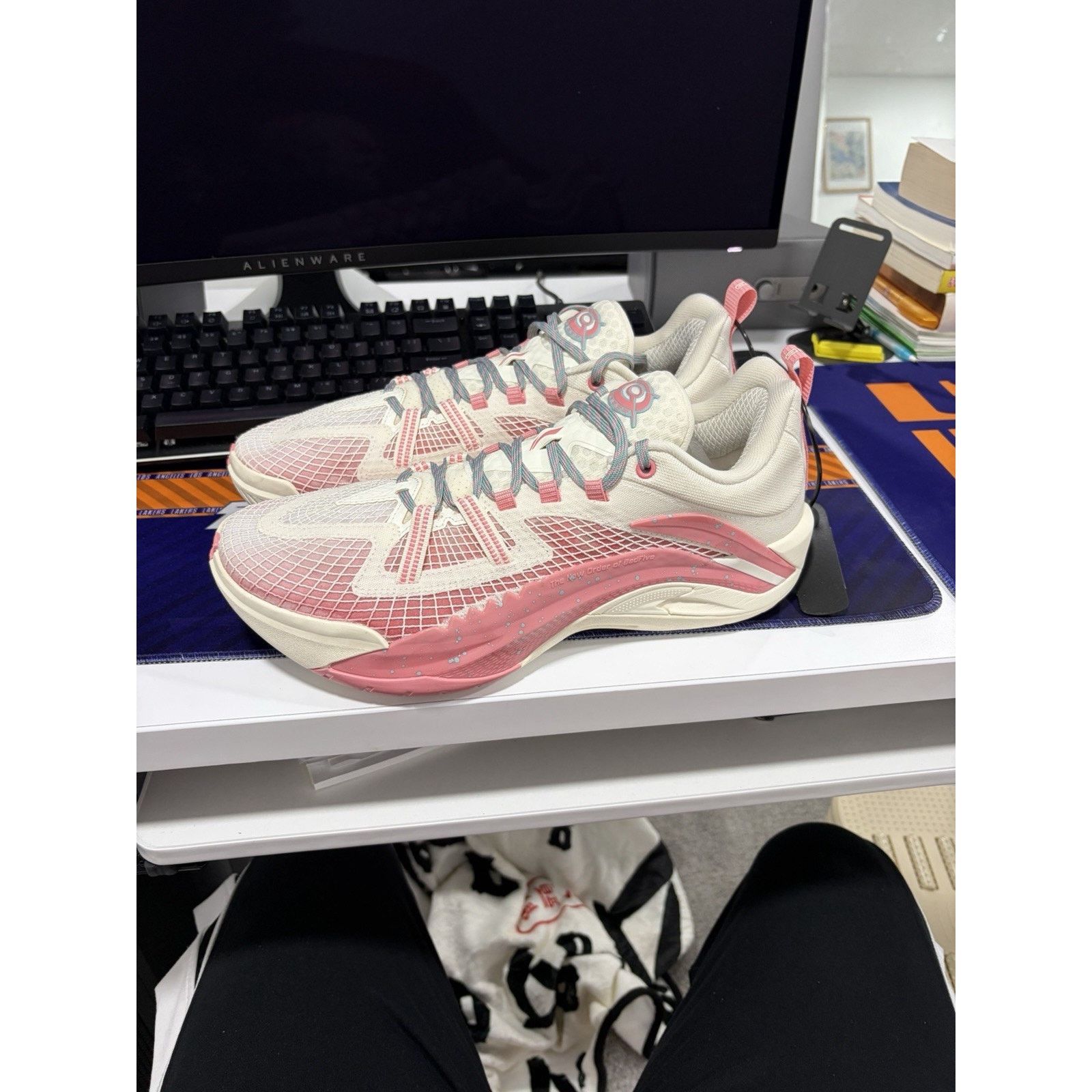 Other LiNing Ranger Super V2 Men's Basketball Shoes Size 11 Size US 11 / EU 44 - 1 Thumbnail