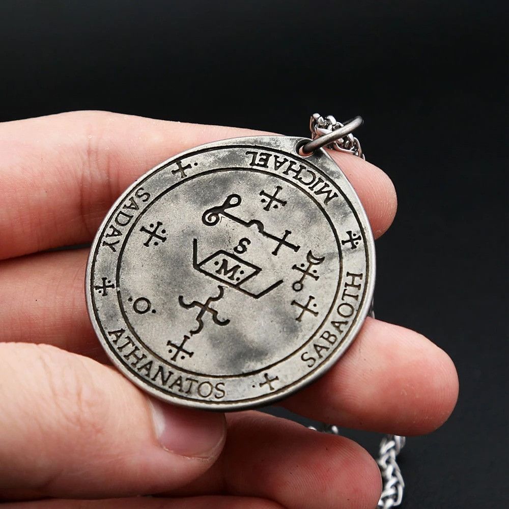 Other Vintage Round Pendant Necklace Size ONE SIZE - 2 Thumbnail