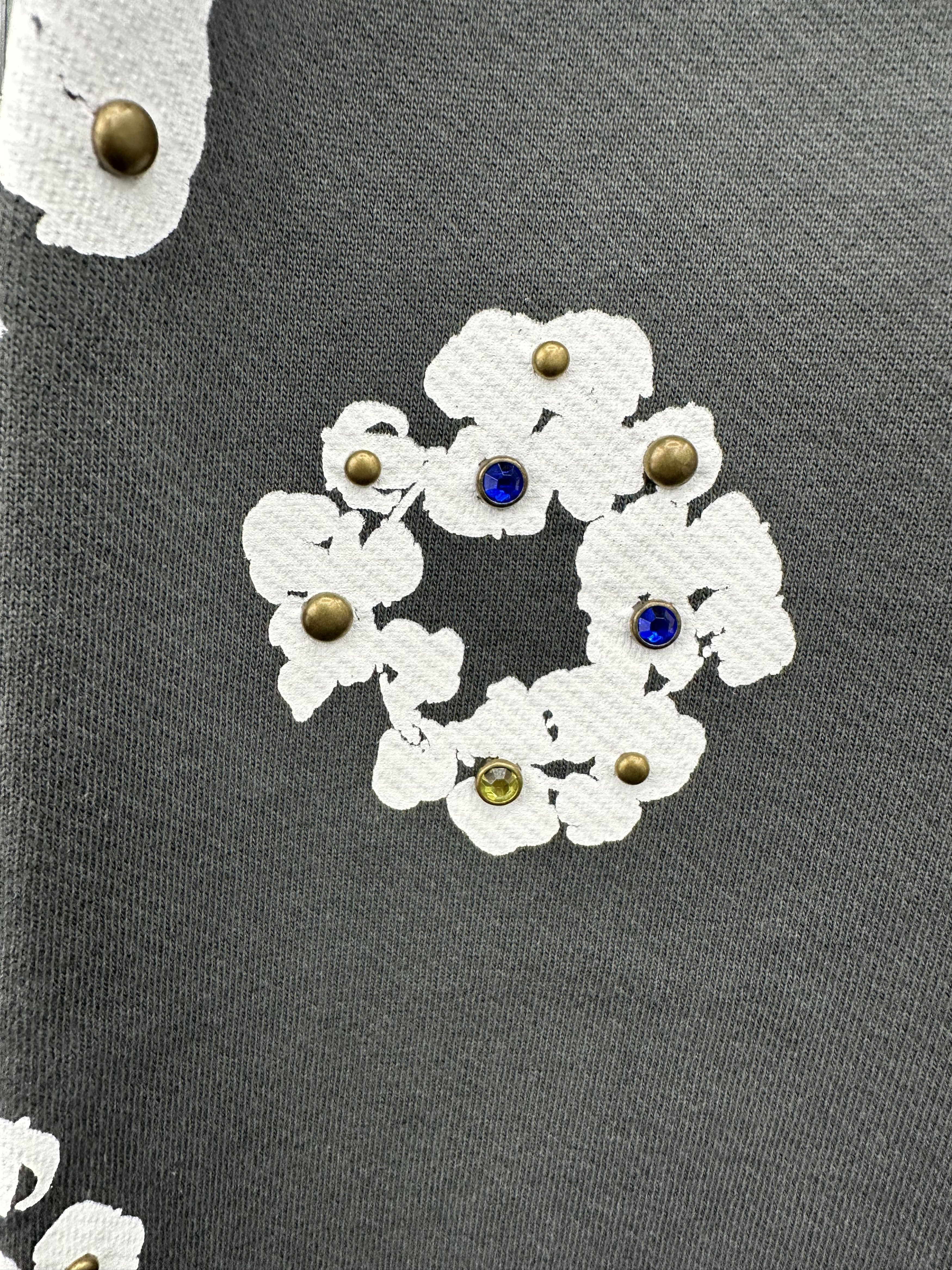 DENIM TEARS Rhinestone Cotton Wreath Sweatpants Size US 36 / EU 52 - 3 Thumbnail