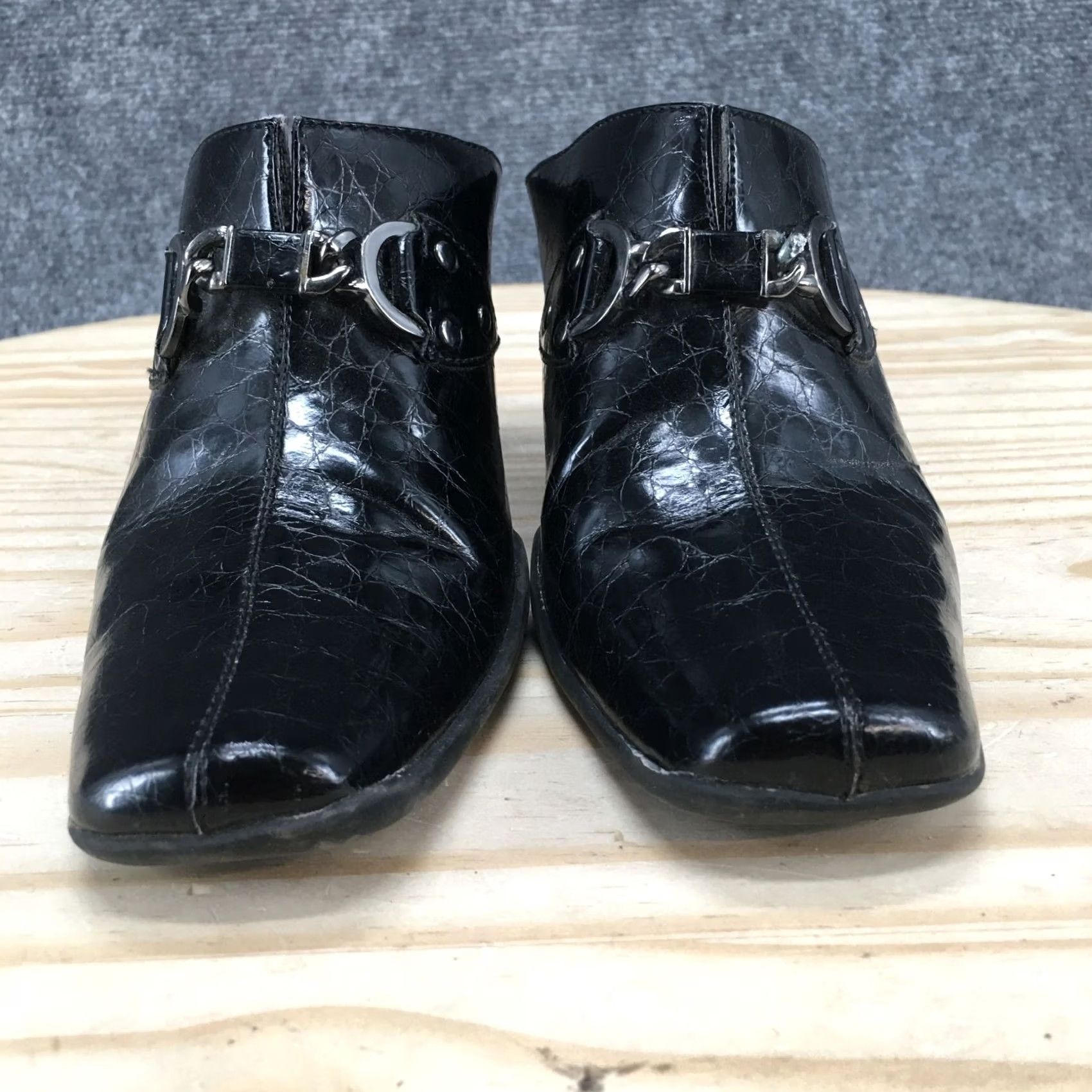 Vintage Aerosoles Mule Heels Womens 7B Black Split Square Toe Slip On Croc Embossed Size US 7 / IT 37 - 7 Thumbnail