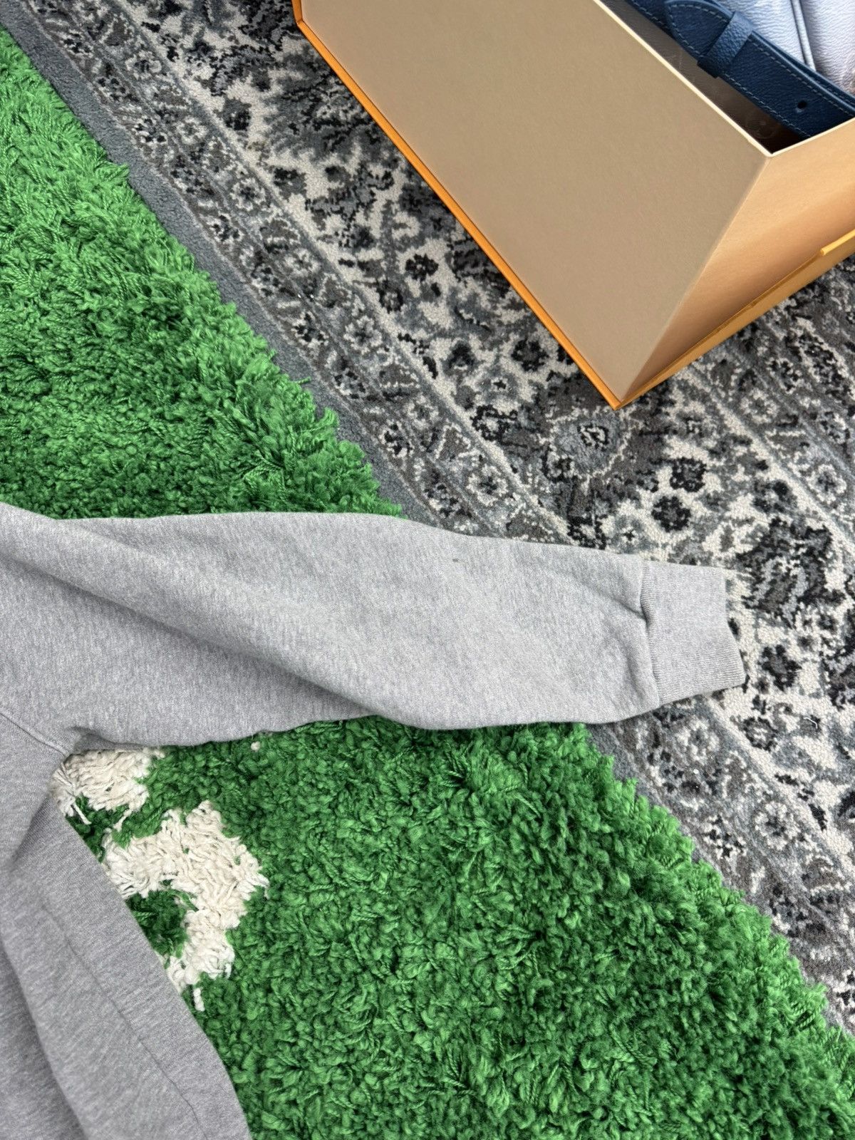 Louis Vuitton × Nigo Louis Vuitton Nigo heart crew neck Size US S / EU 44-46 / 1 - 6 Thumbnail