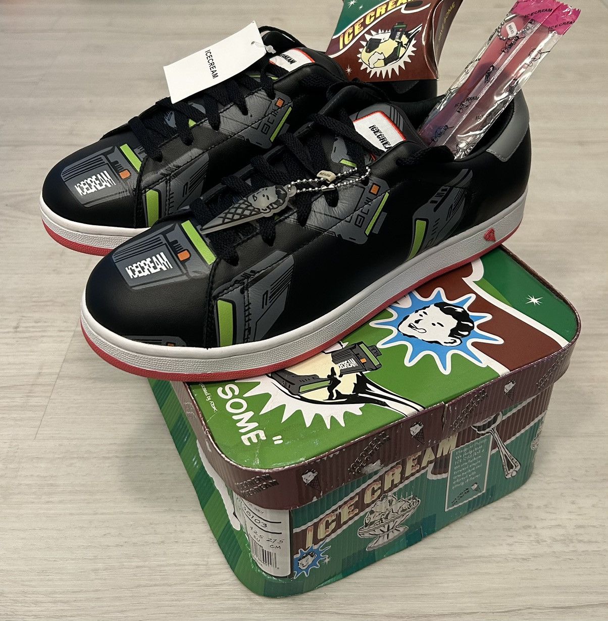 Icecream × Reebok RARE OG REEBOK X BBC/ICE CREAM BOUTIQUE SNEAKER Size US 9.5 / EU 42-43 - 2 Thumbnail
