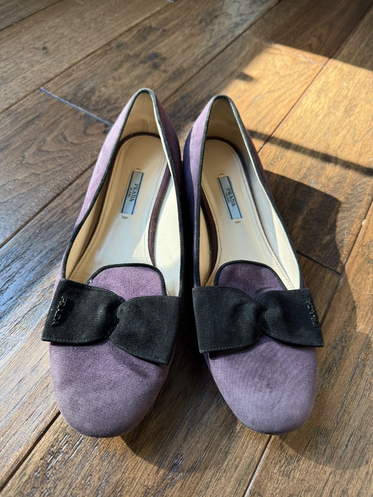 Prada Authentic Prada Calzature Donna Suede Purple/Black Bow Flats Size US 10 / IT 40 - 1 Thumbnail
