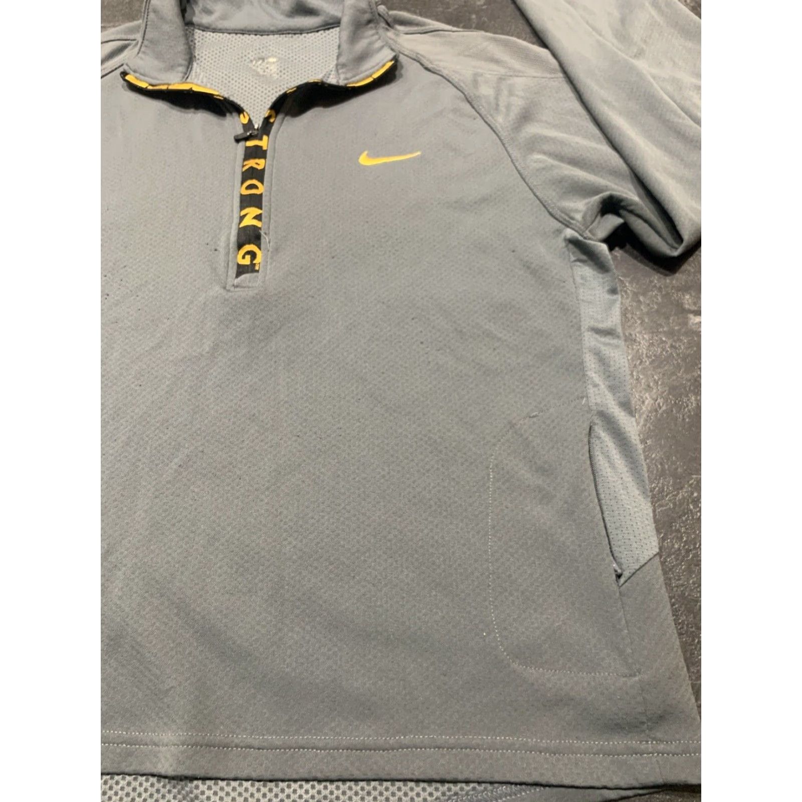 Nike VINTAGE Nike Livestrong Men's Pullover Zip Sweatshirt Adult Medium Gray Yellow Activewear Running Slim Size US M / EU 48-50 / 2 - 3 Thumbnail