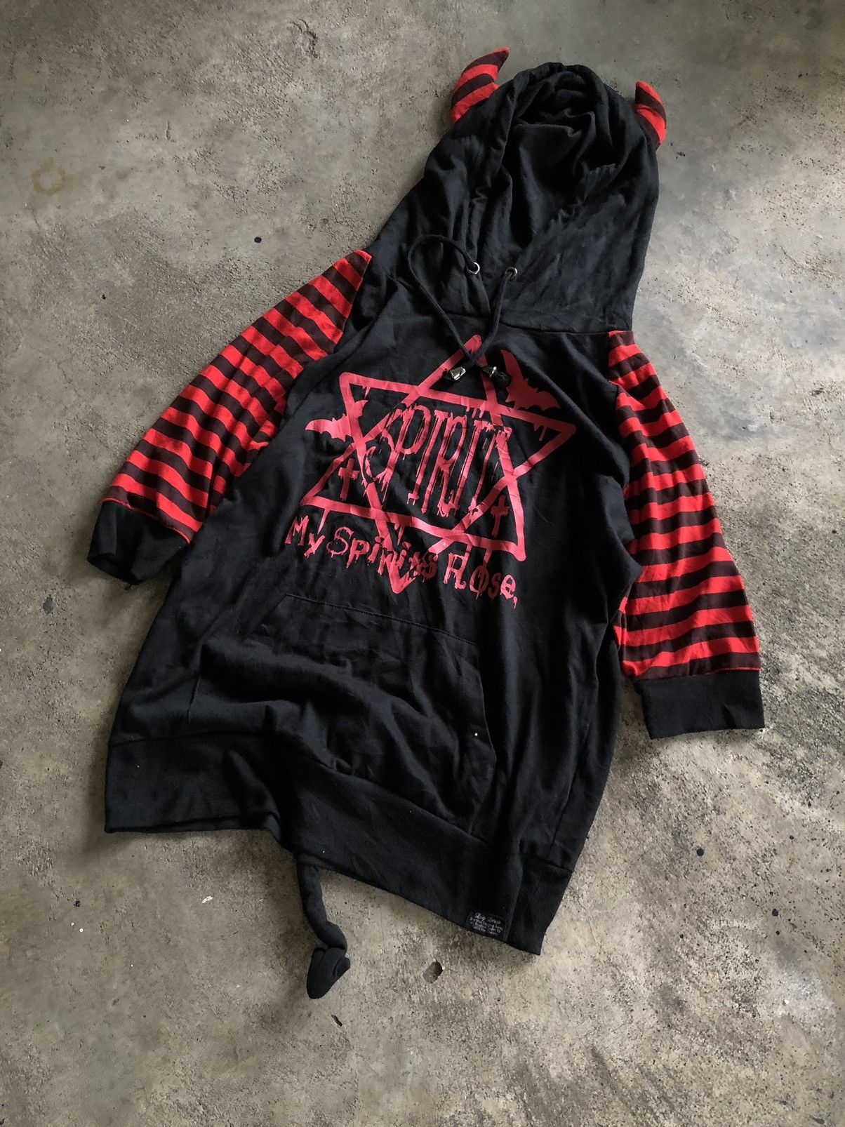 If Six Was Nine × Japanese Brand × Le Grande Bleu (L.G.B.) JAPANESE DIG DEEP PUNK GOTHIC STYLE HOODIE Size US L / EU 52-54 / 3 - 2 Thumbnail