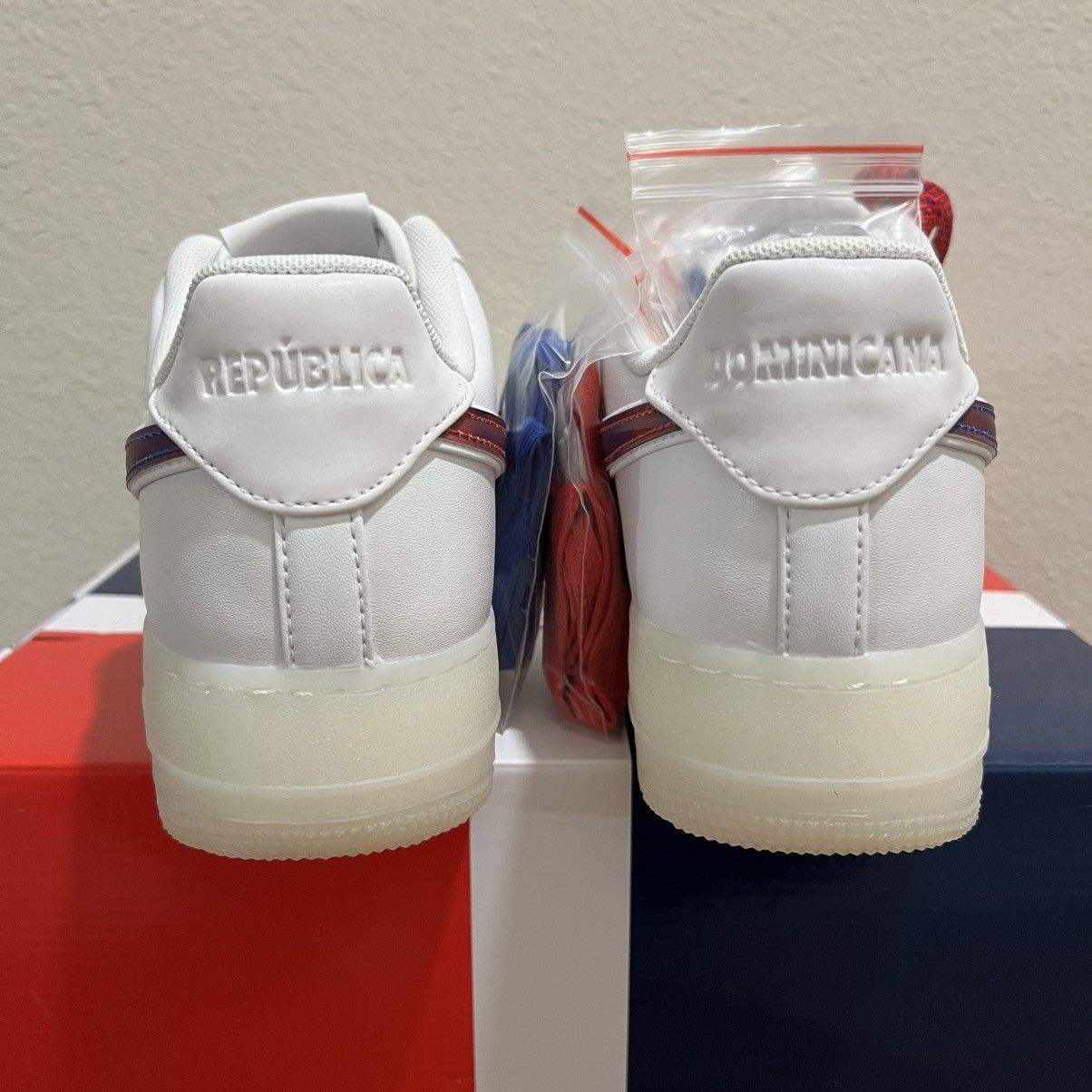Nike Nike Air Force 1 Low "De Lo Mio" Dominican Republic Rare Size US 9 / EU 42 - 6 Thumbnail