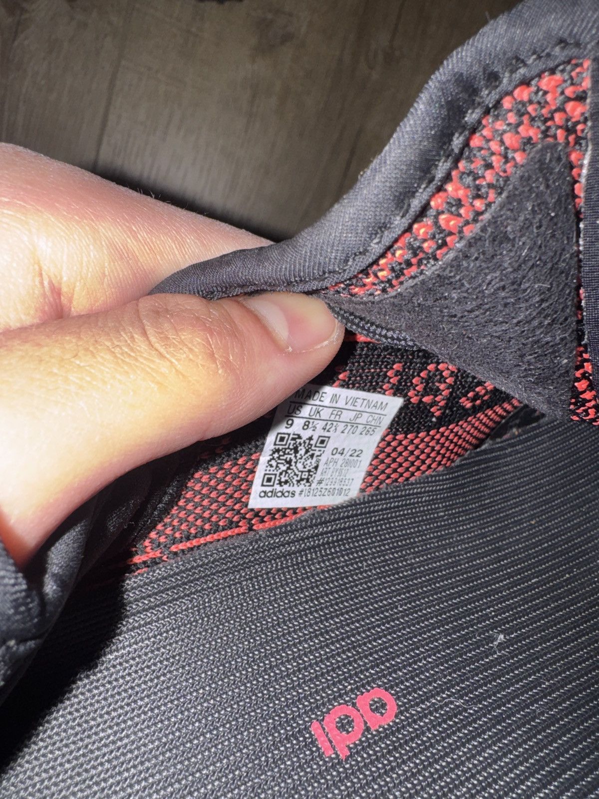 Yeezy Adidas Yeezy Boost 350 V2 Bred Black Red Size US 9 / EU 42 - 9 Thumbnail