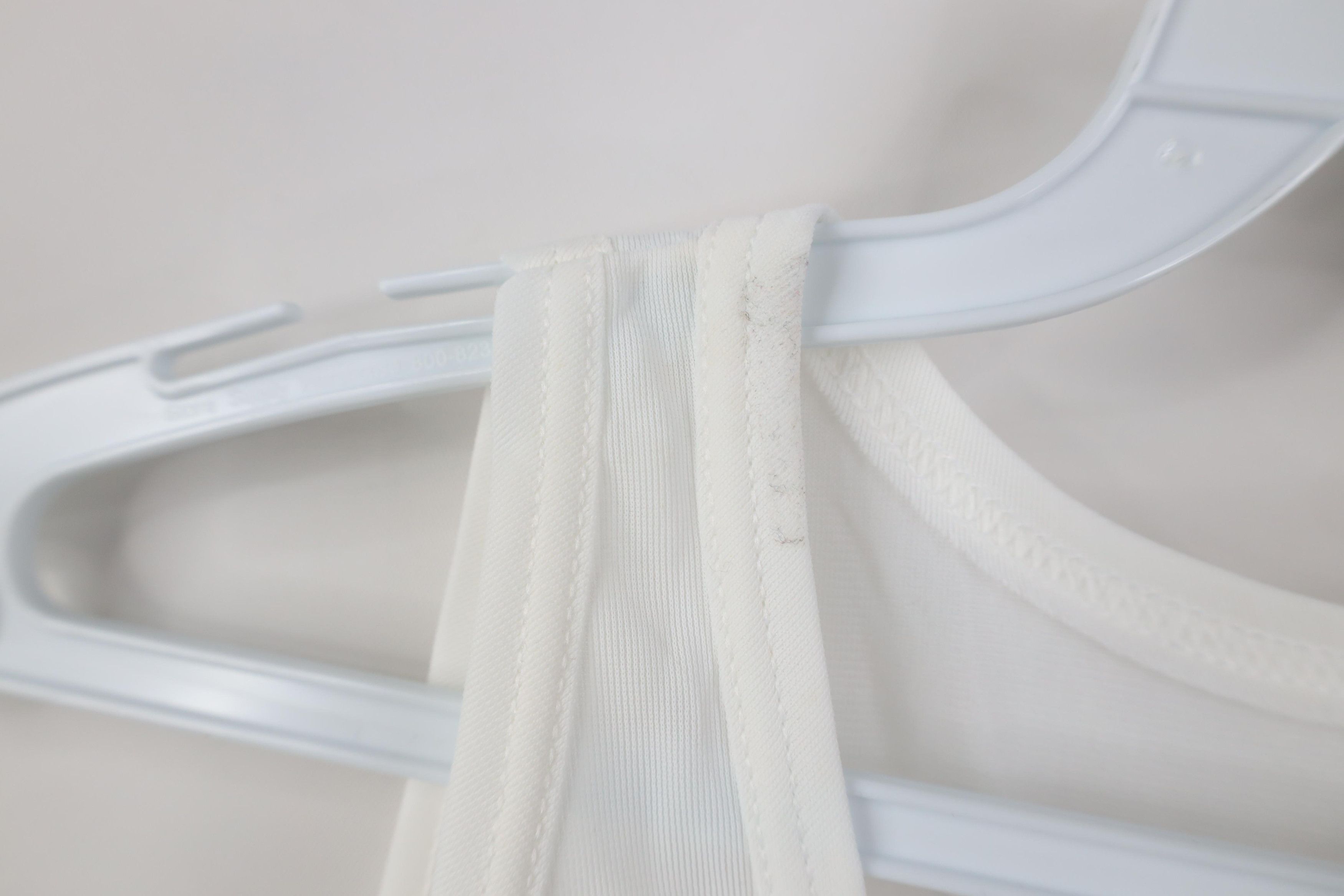 Vintage Vintage 70s Streetwear Mesh Nylon Tank Top T-Shirt White USA Size US L / EU 52-54 / 3 - 7 Thumbnail