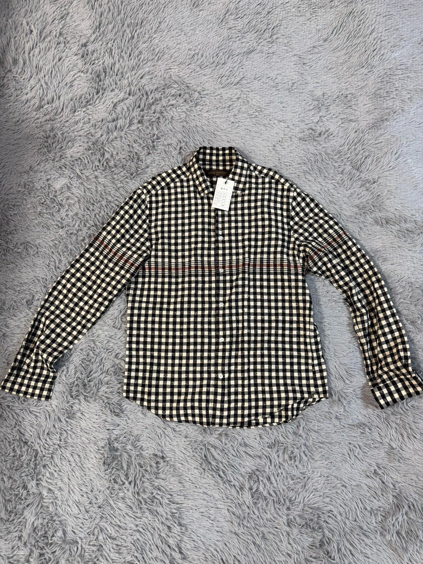 Louis Vuitton Louis Vuitton Shirt xxl Men Size US XXL / EU 58 / 5 - 1 Thumbnail