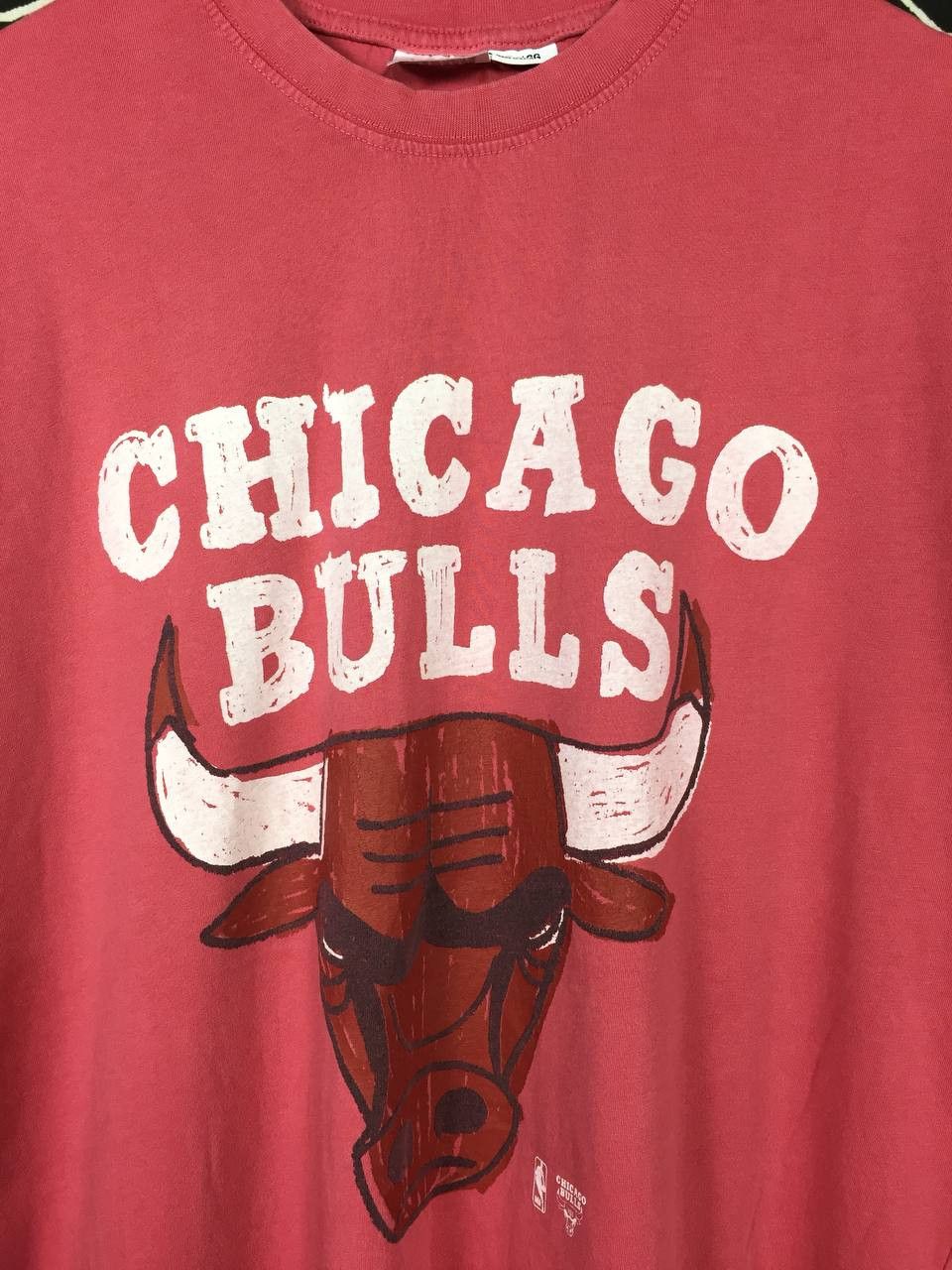 NBA × Sports Specialties Chicago Bulls NBA Big Logo American Sports Tee Size US XL / EU 56 / 4 - 3 Thumbnail
